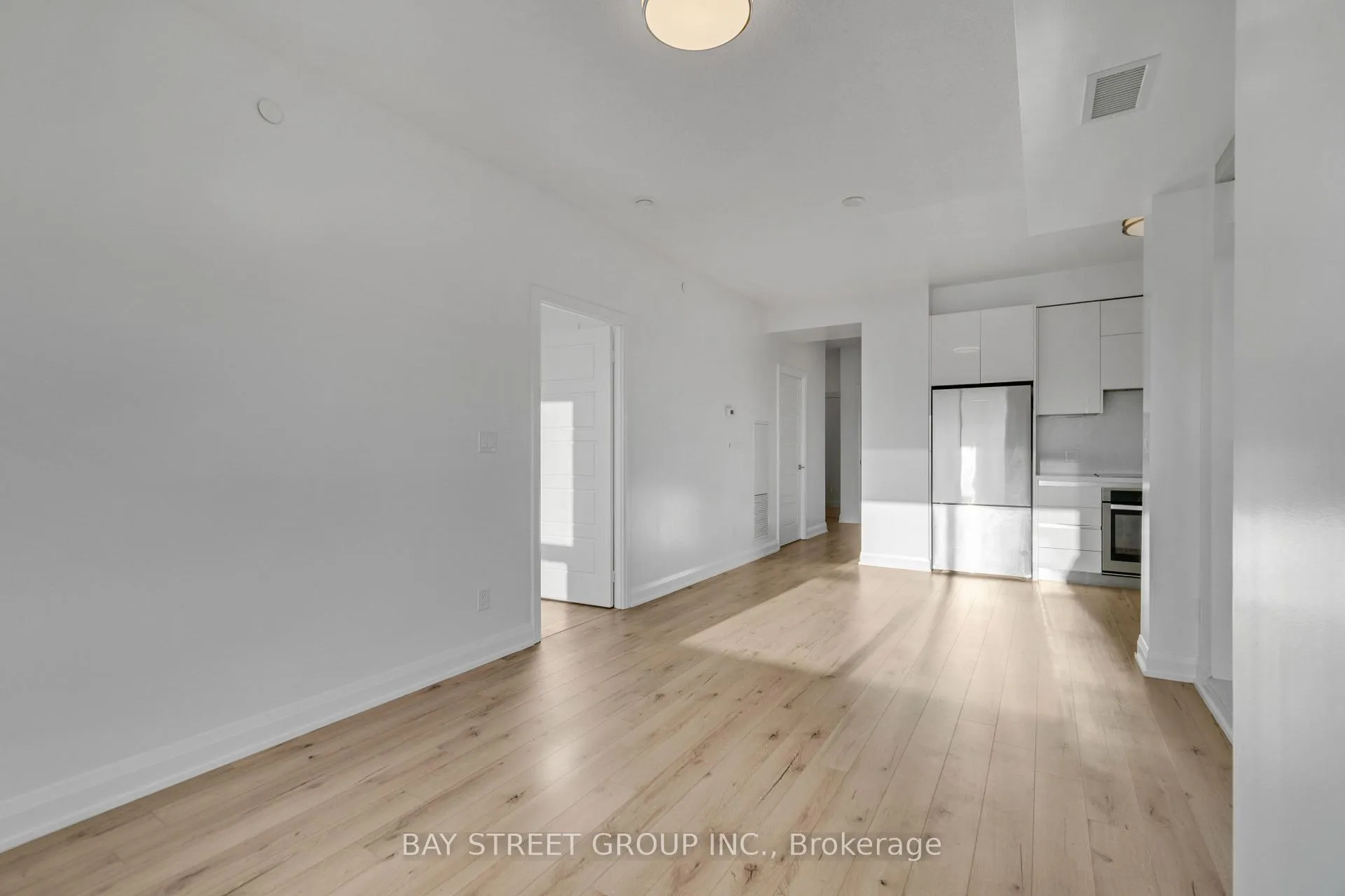 Photo 17 of Unit 2302, 15 Water Walk Drive, Markham, Unionville — HOMEH