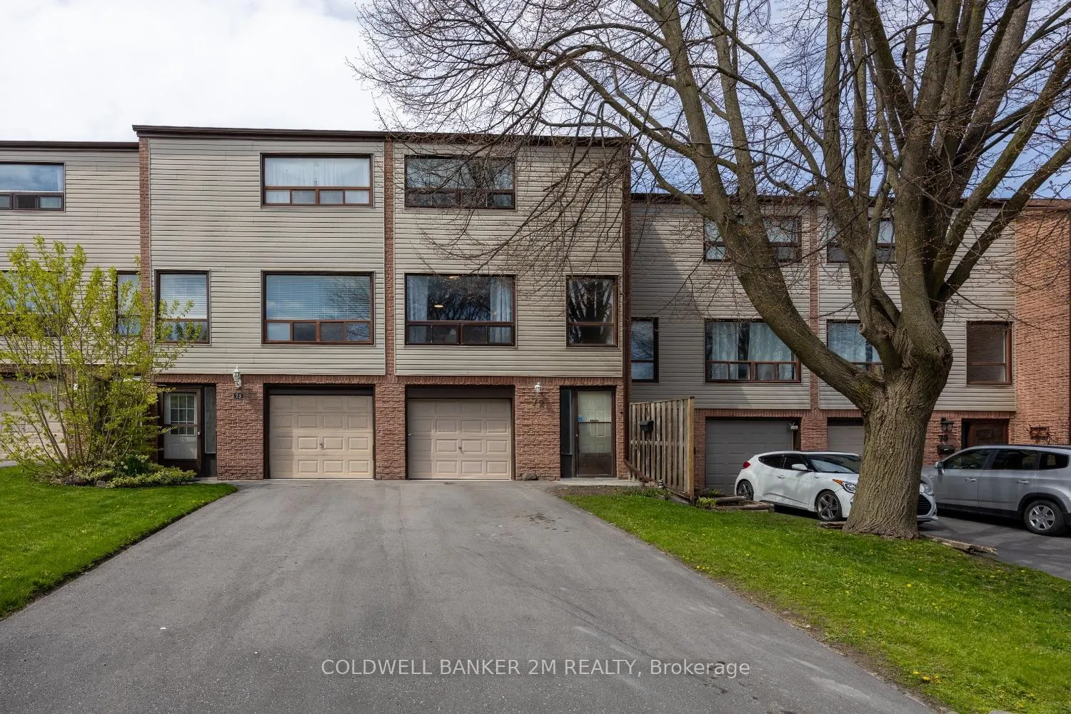 Front of 72 Parklane Circle