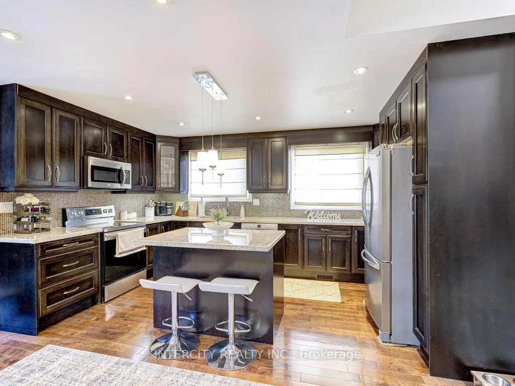 Photo 18 of 841 Coulson Avenue, Milton, Timberlea — HOMEH