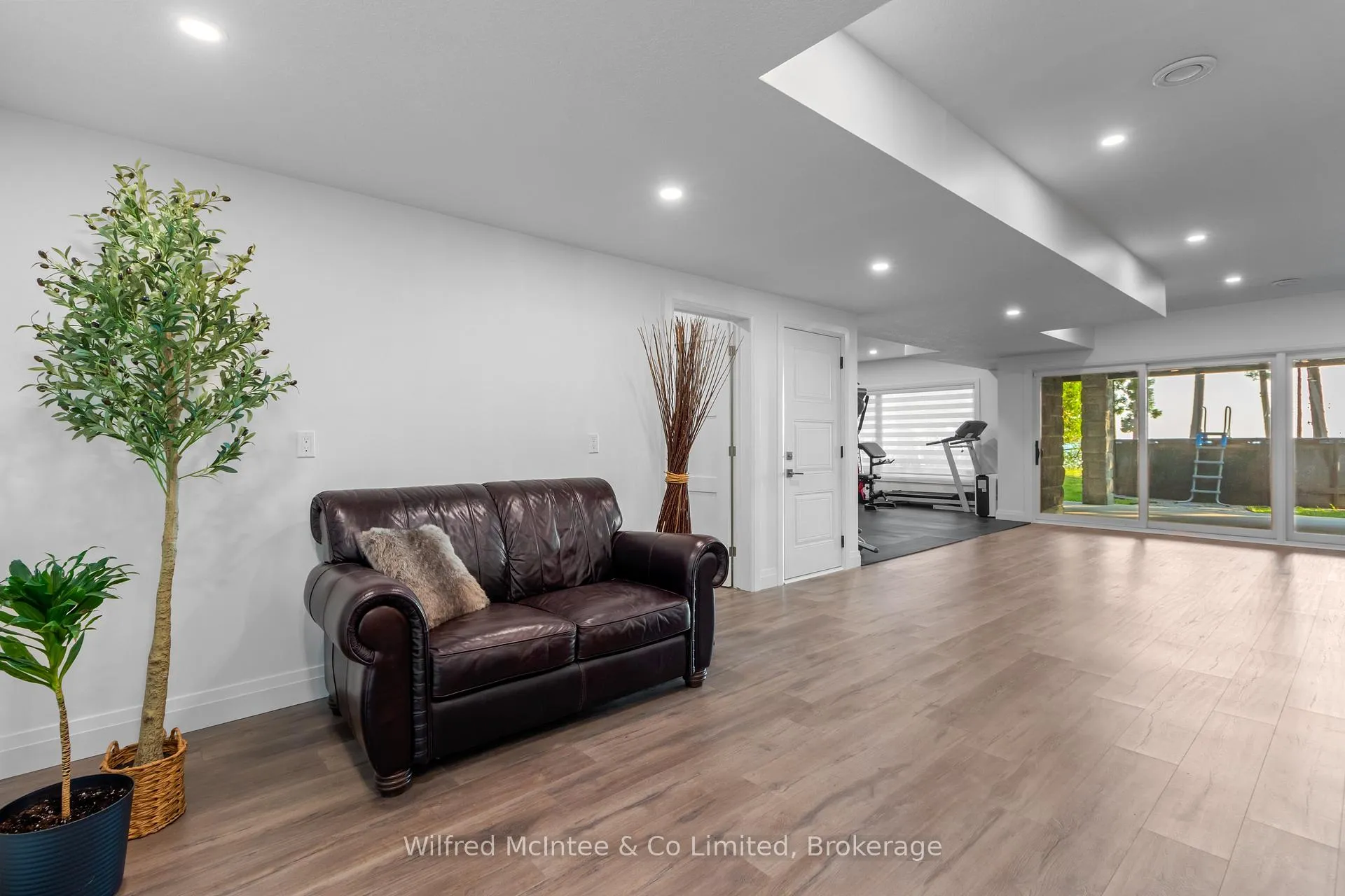 Photo 60 of 159 Upper Lorne Beach Road, Kincardine — HOMEH
