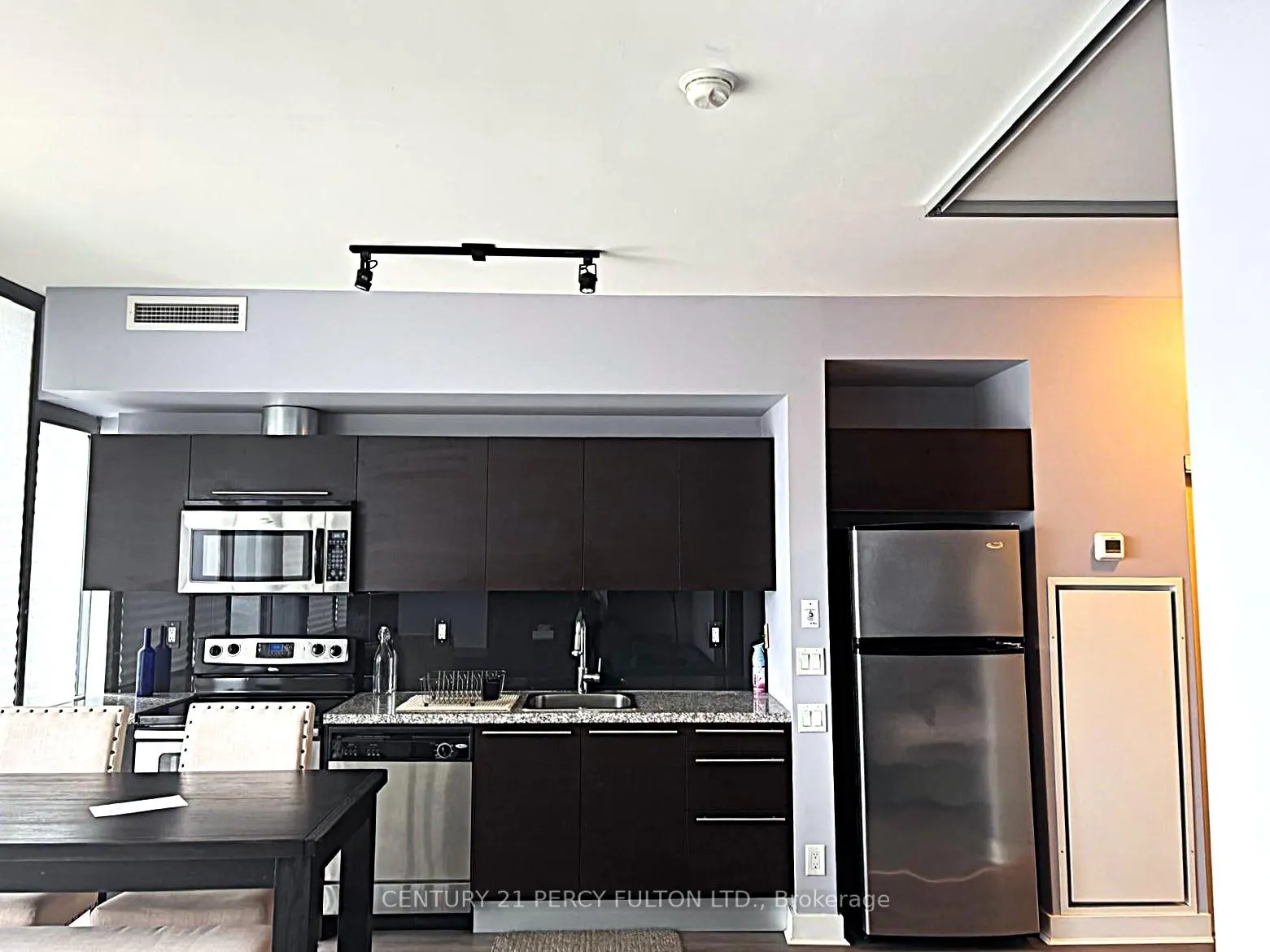 Photo 8 of Unit 2901, 33 Mill Street, Toronto, Waterfront Communities — HOMEH