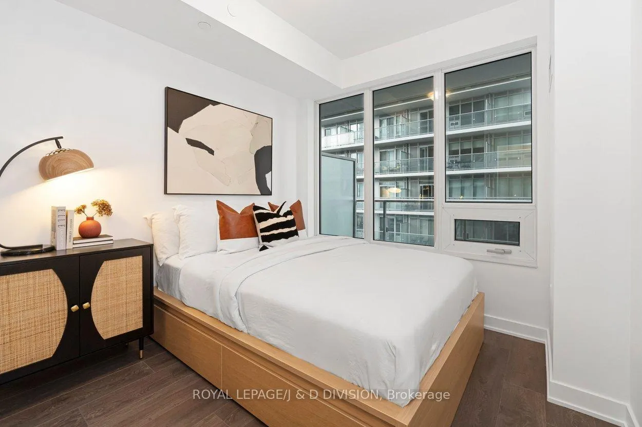 Photo 23 of Unit 1807, 99 Broadway Avenue, Toronto, Mount Pleasant West — HOMEH