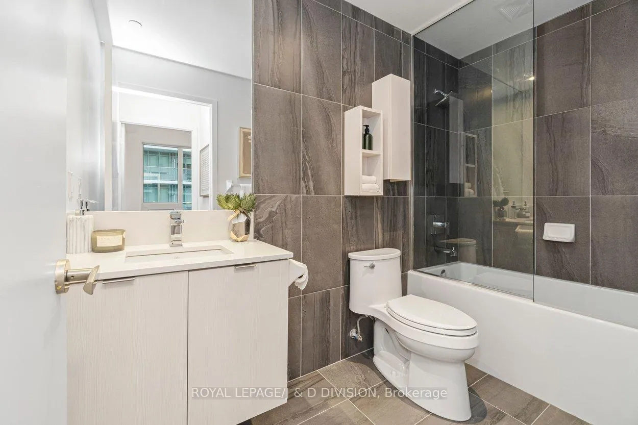 Photo 25 of Unit 1807, 99 Broadway Avenue, Toronto, Mount Pleasant West — HOMEH