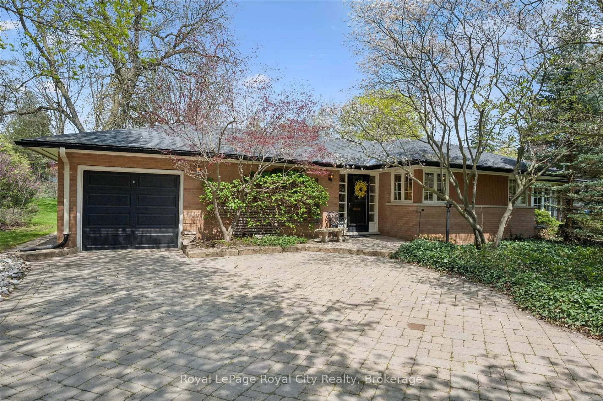 Photo 7 of 29 Lynwood Place, Guelph, Dovercliffe Park/Old University — HOMEH
