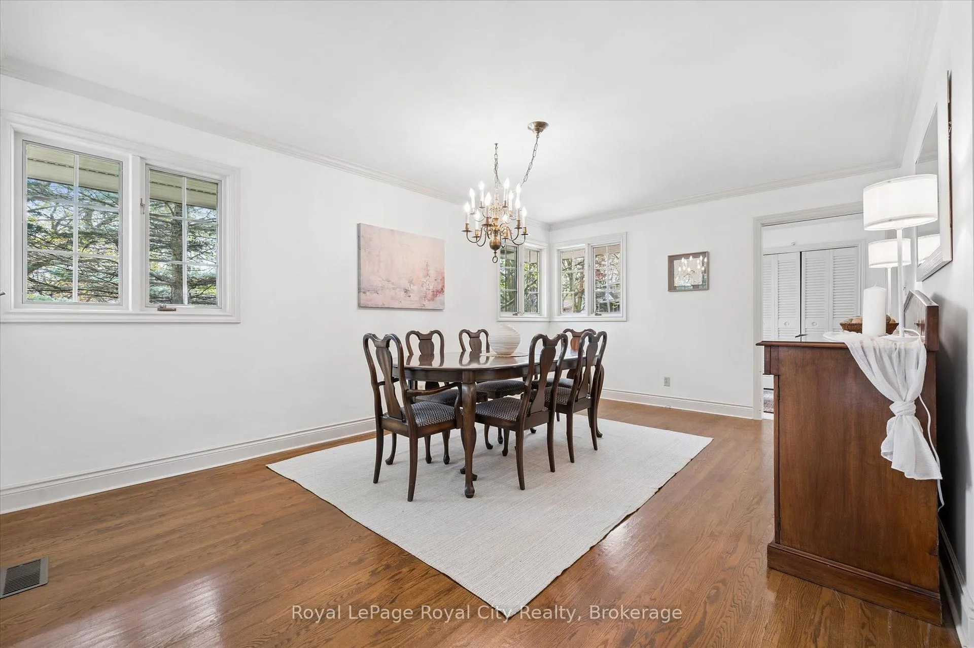 Photo 19 of 29 Lynwood Place, Guelph, Dovercliffe Park/Old University — HOMEH