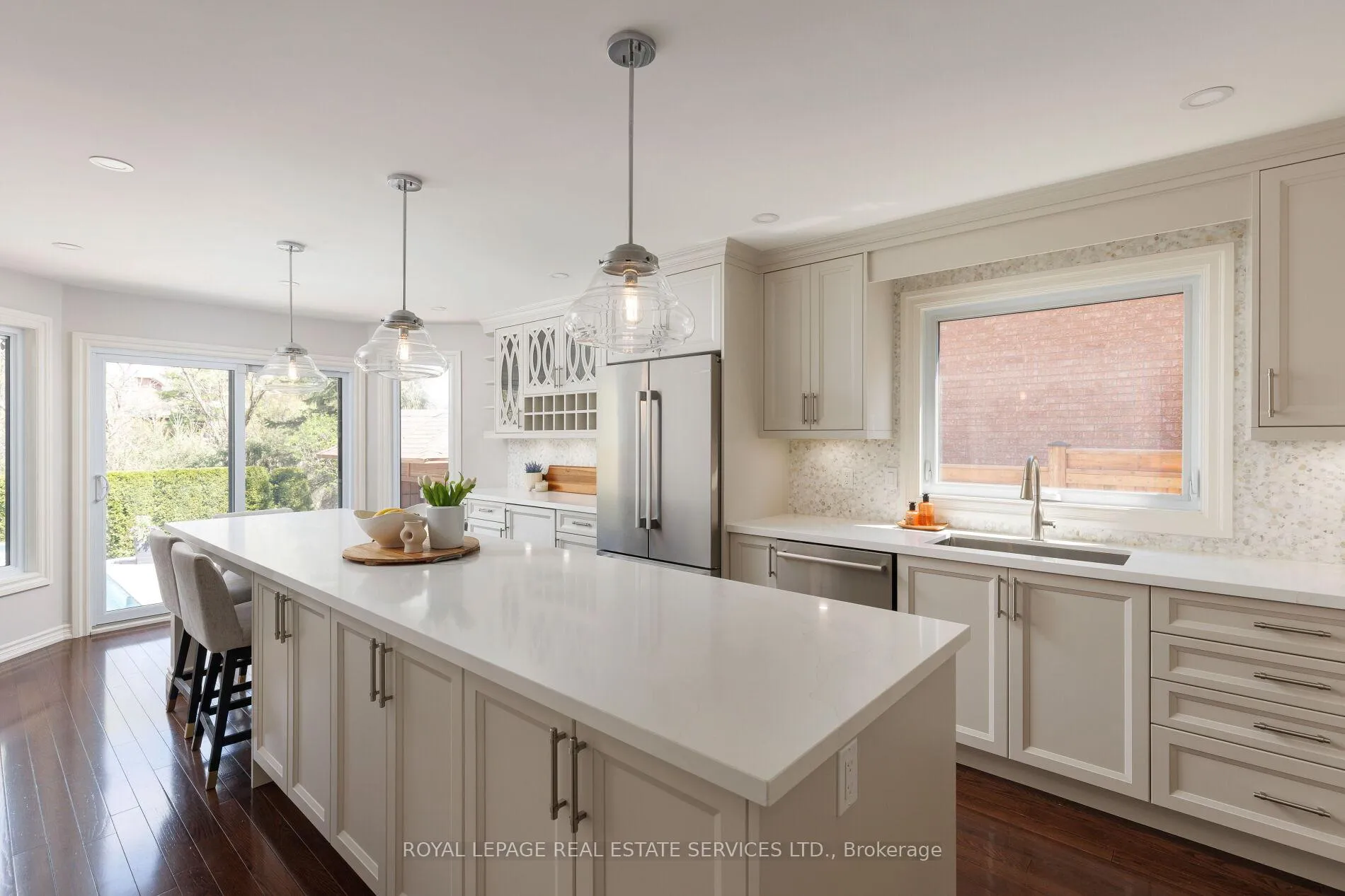 Photo 9 of 1193 Bowman Drive, Oakville, Glen Abbey — HOMEH