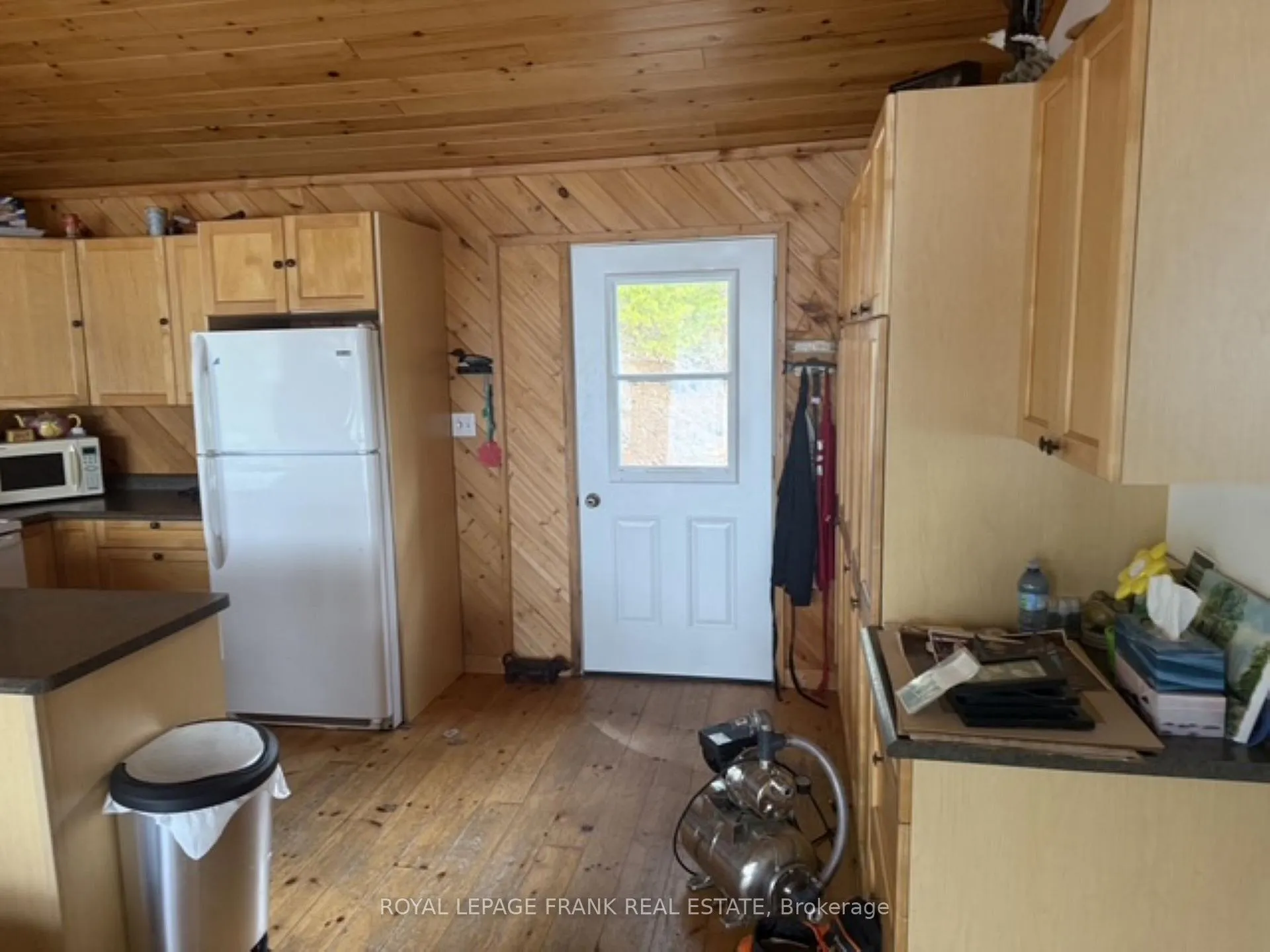 Photo 8 of 48 White Pine Lane, Hastings Highlands, McClure Ward — HOMEH