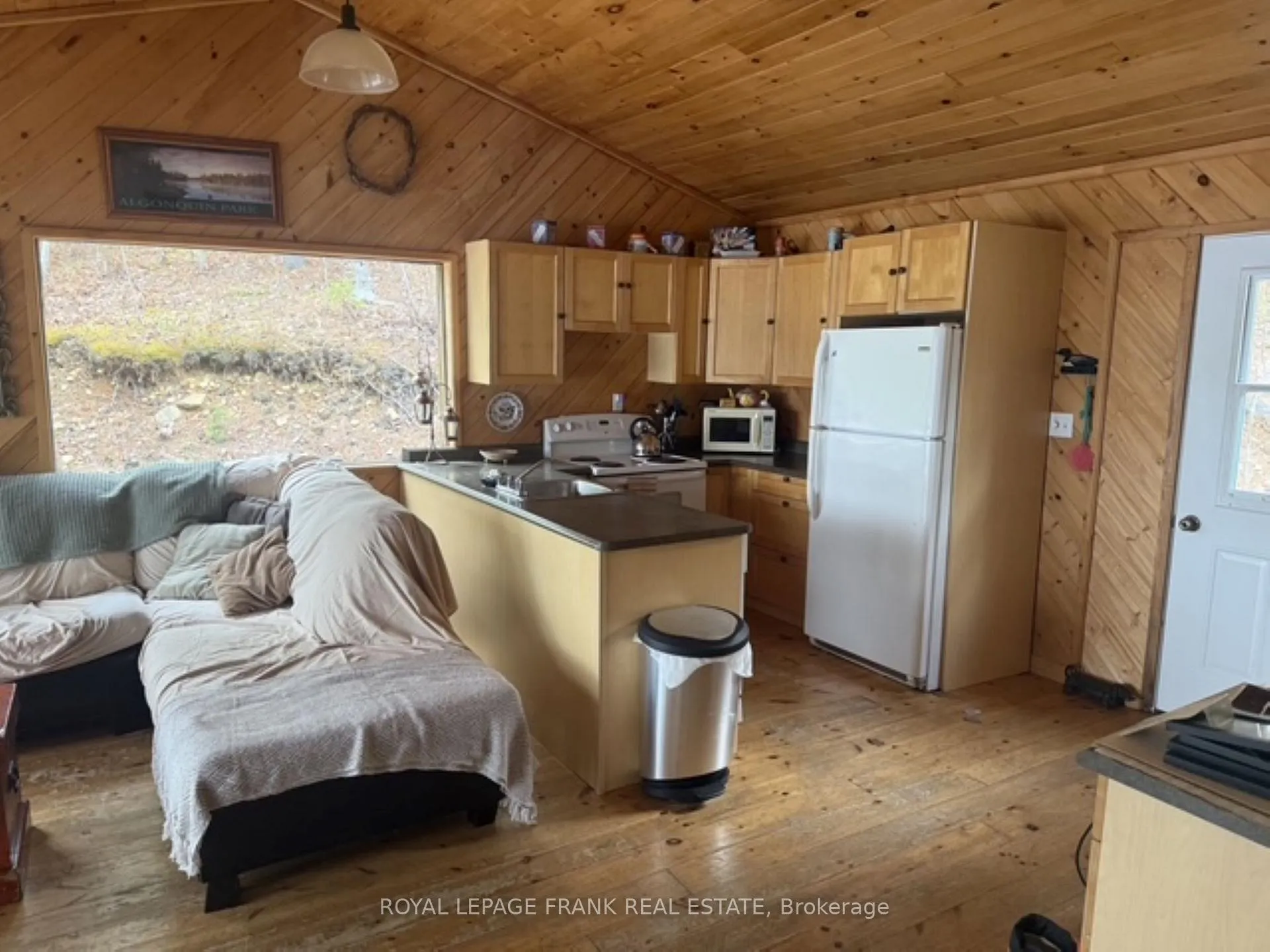 Photo 9 of 48 White Pine Lane, Hastings Highlands, McClure Ward — HOMEH