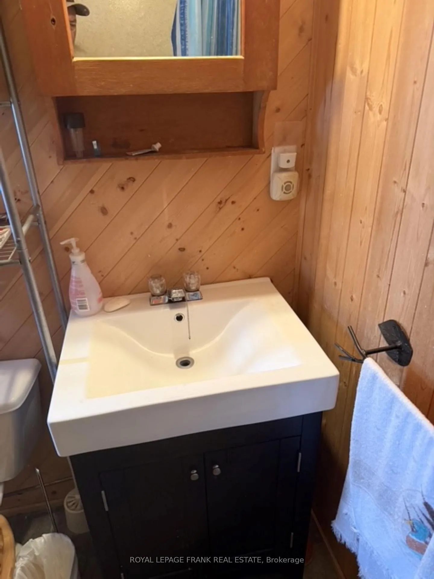 Photo 27 of 48 White Pine Lane, Hastings Highlands, McClure Ward — HOMEH