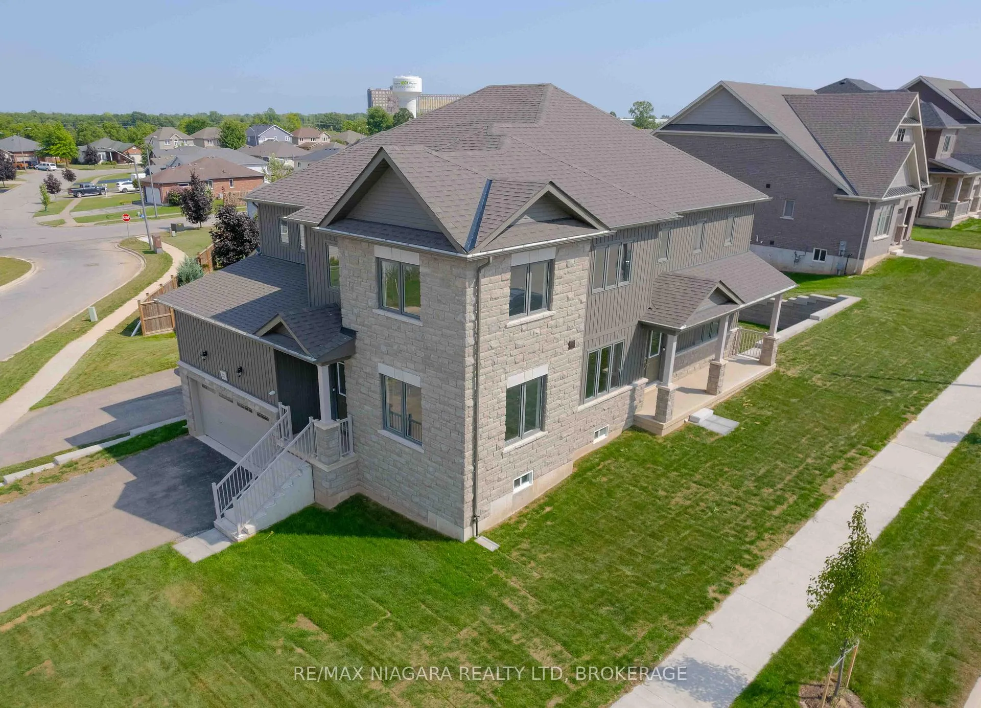 Photo 1 of 25 Oriole Crescent, Port Colborne, Main Street — HOMEH