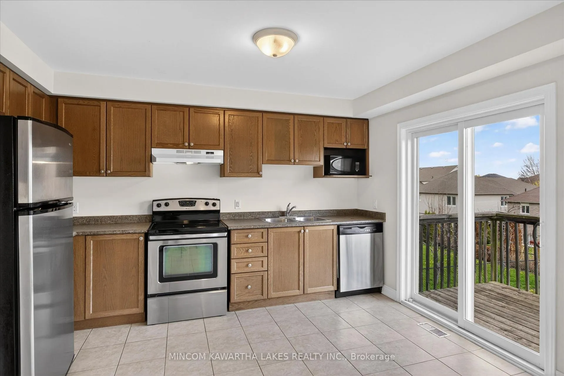 Photo 15 of 110 Farrier Crescent NE, Peterborough — HOMEH