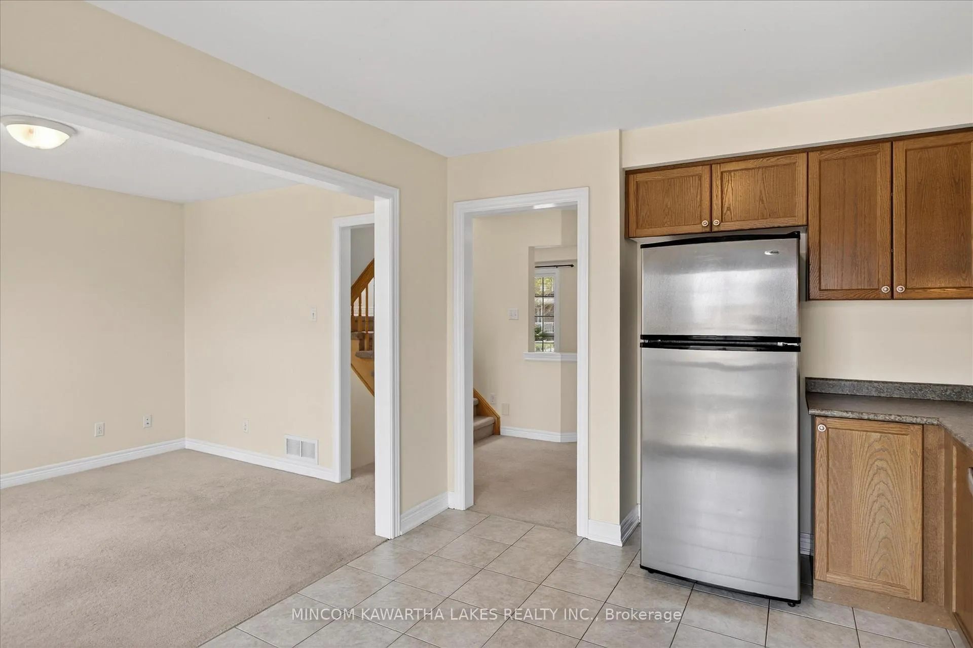 Photo 19 of 110 Farrier Crescent NE, Peterborough — HOMEH