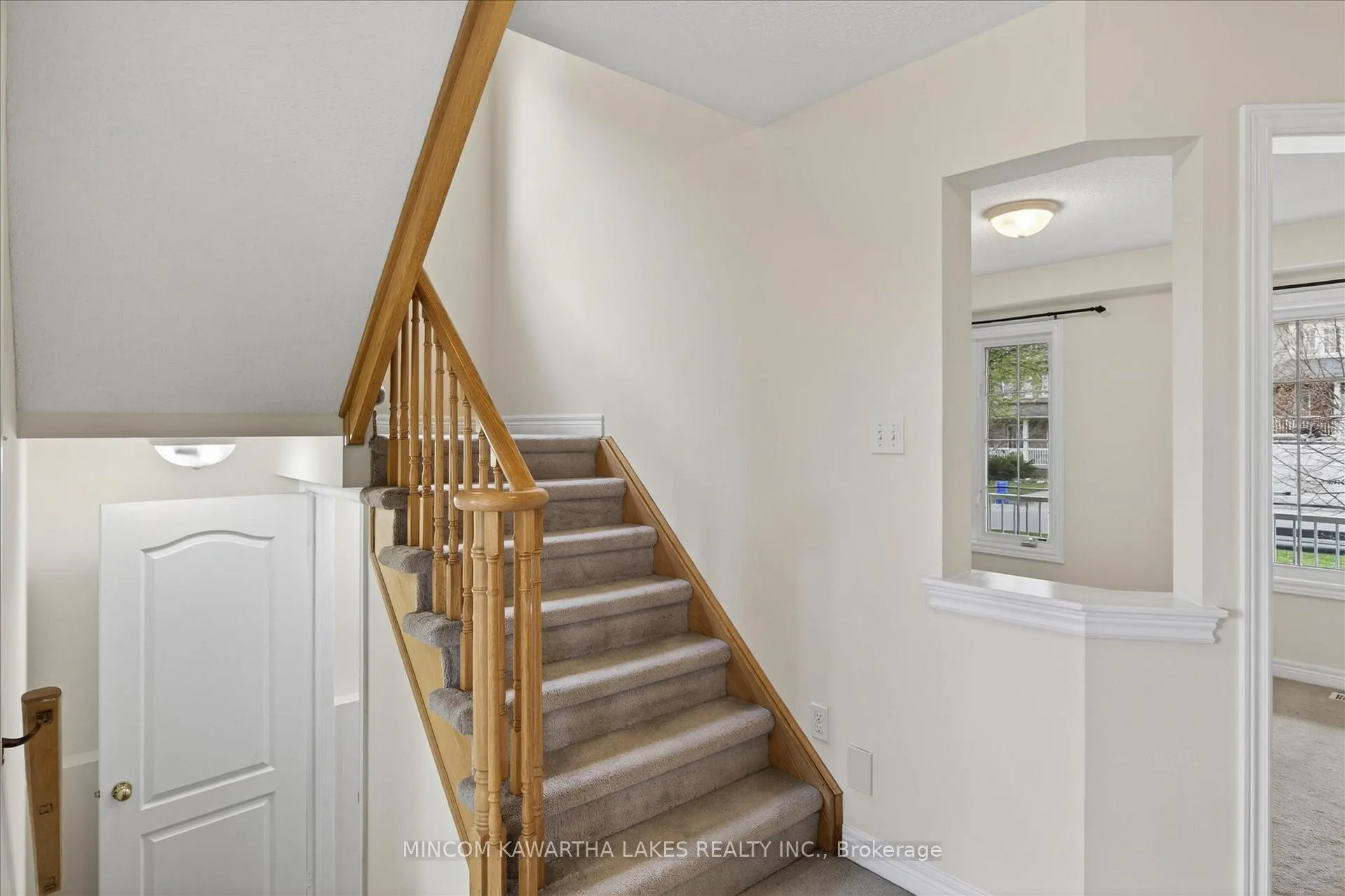 Photo 24 of 110 Farrier Crescent NE, Peterborough — HOMEH