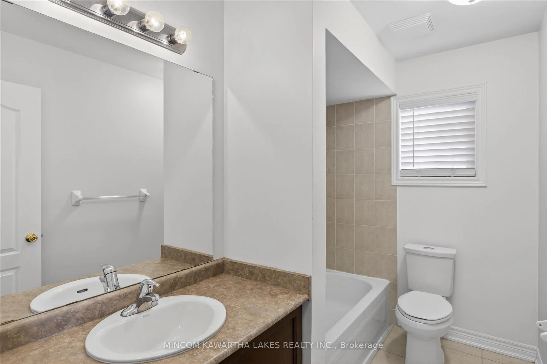 Photo 29 of 110 Farrier Crescent NE, Peterborough — HOMEH