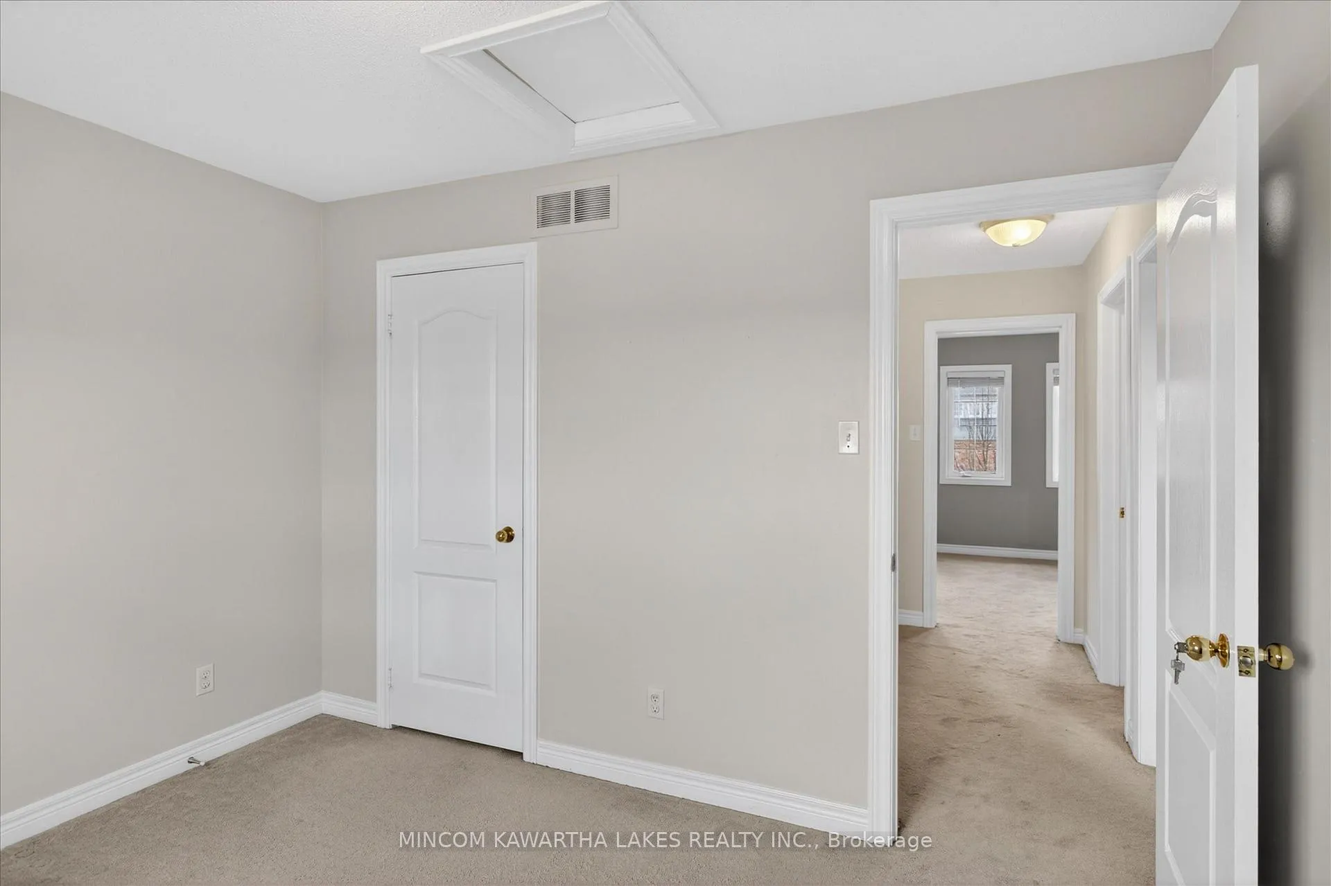 Photo 33 of 110 Farrier Crescent NE, Peterborough — HOMEH