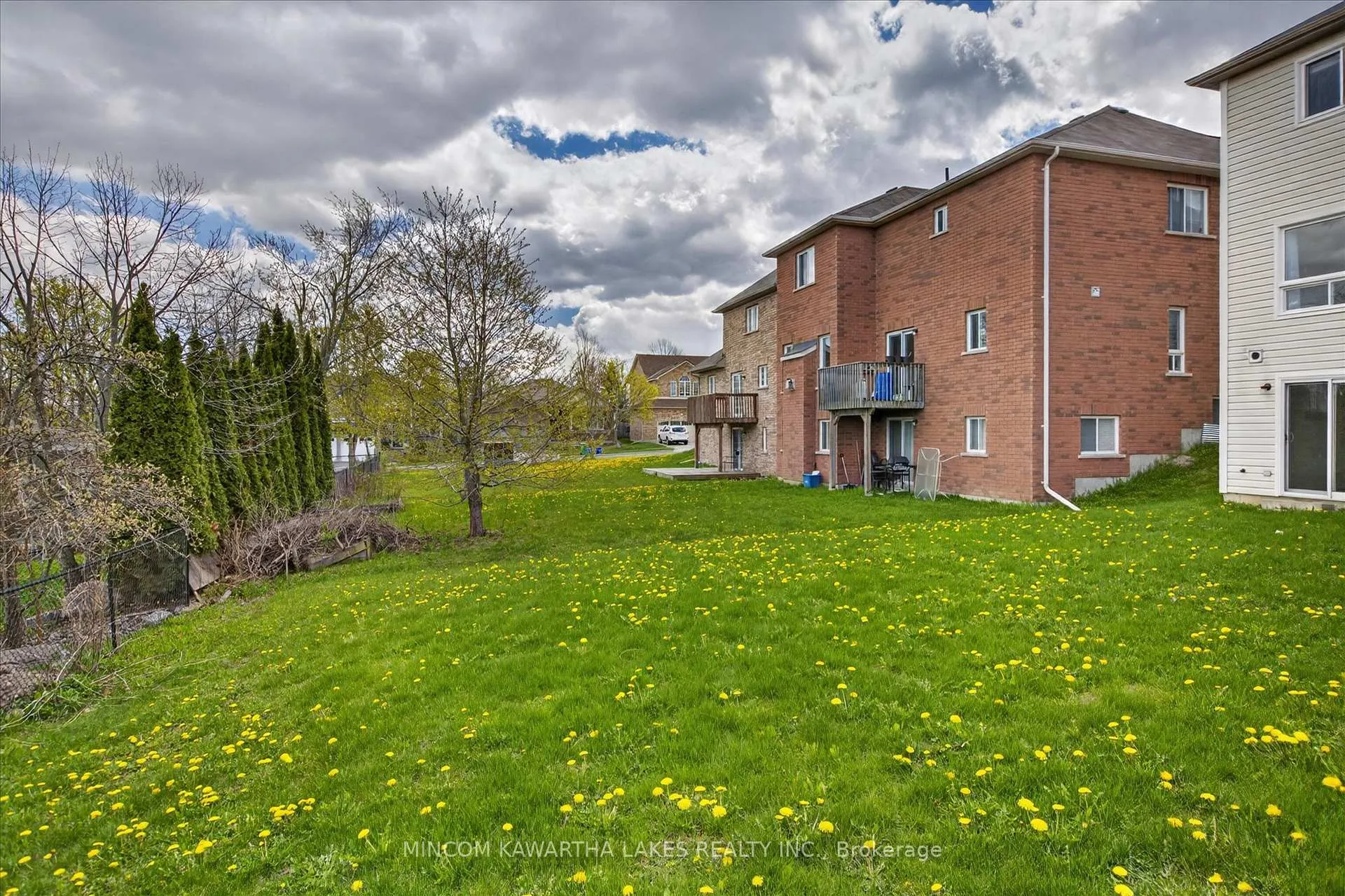 Photo 48 of 110 Farrier Crescent NE, Peterborough — HOMEH