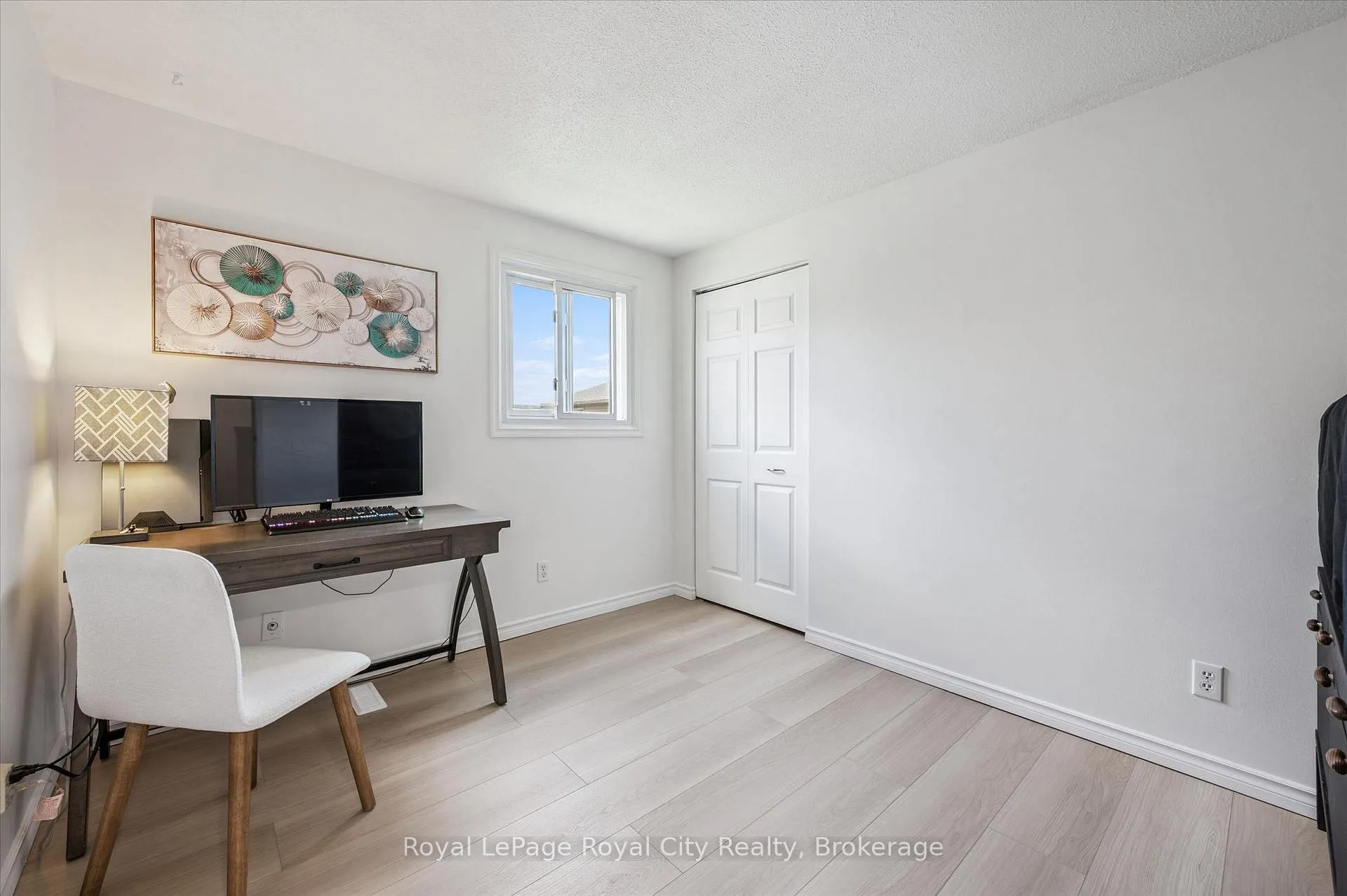 Photo 9 of Unit 42, 700 Paisley Road, Guelph, Willow West/Sugarbush/West Acres — HOMEH