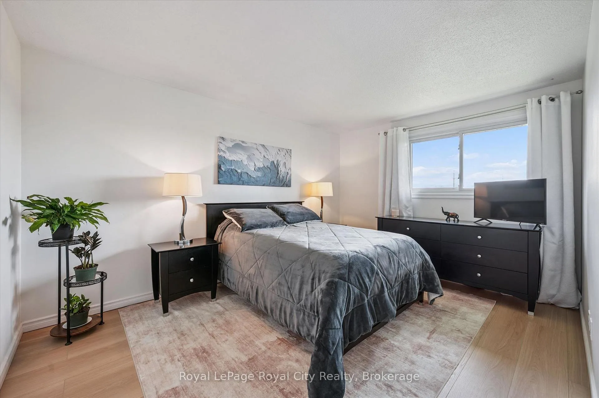 Photo 12 of Unit 42, 700 Paisley Road, Guelph, Willow West/Sugarbush/West Acres — HOMEH