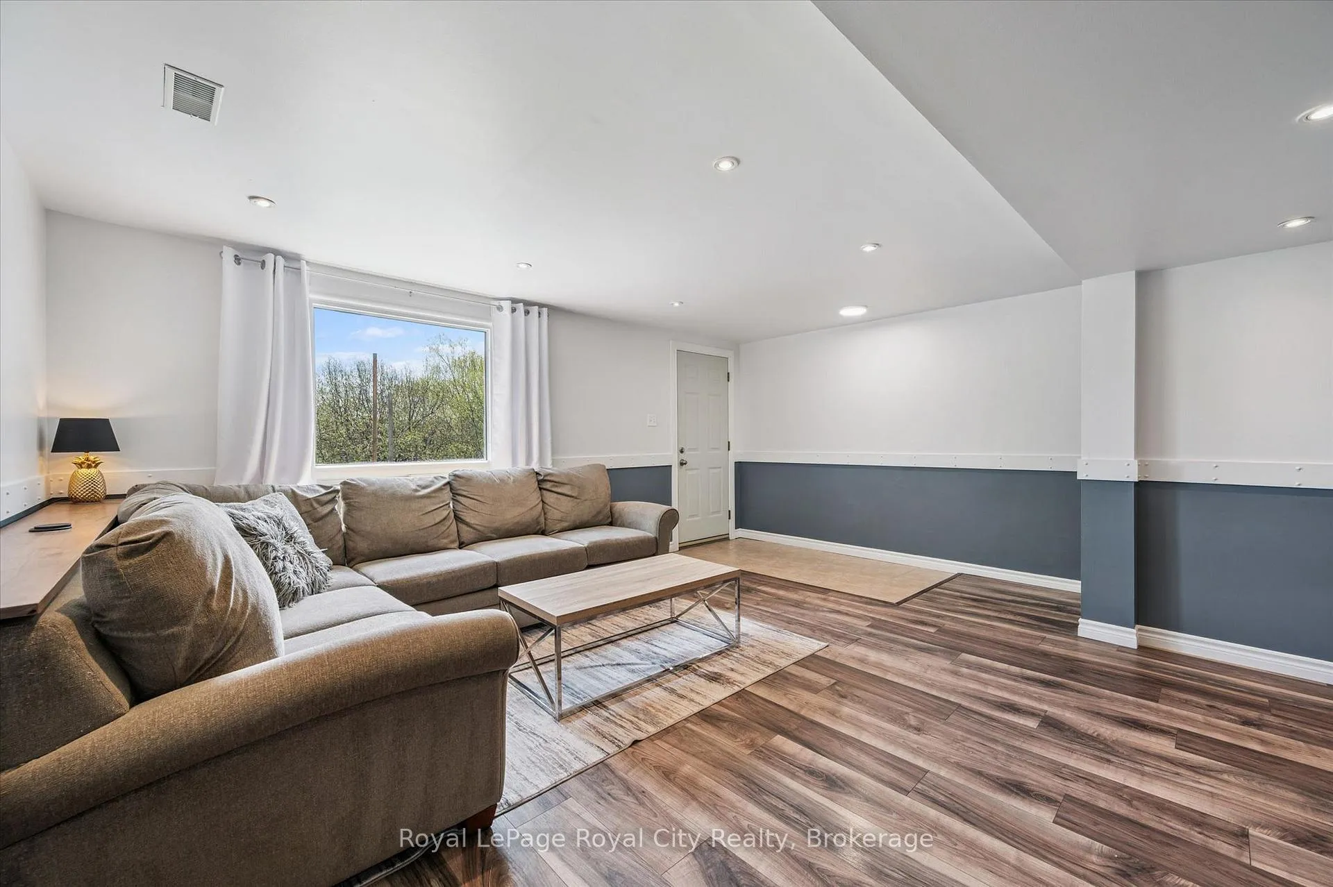 Photo 15 of Unit 42, 700 Paisley Road, Guelph, Willow West/Sugarbush/West Acres — HOMEH