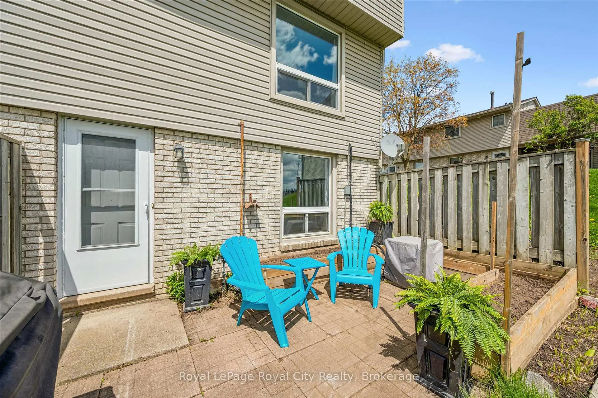 Photo 16 of Unit 42, 700 Paisley Road, Guelph, Willow West/Sugarbush/West Acres — HOMEH