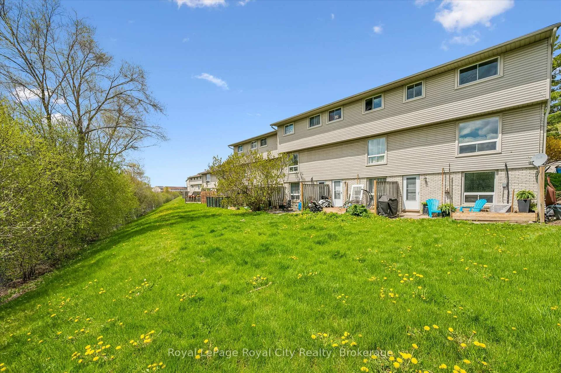 Photo 19 of Unit 42, 700 Paisley Road, Guelph, Willow West/Sugarbush/West Acres — HOMEH