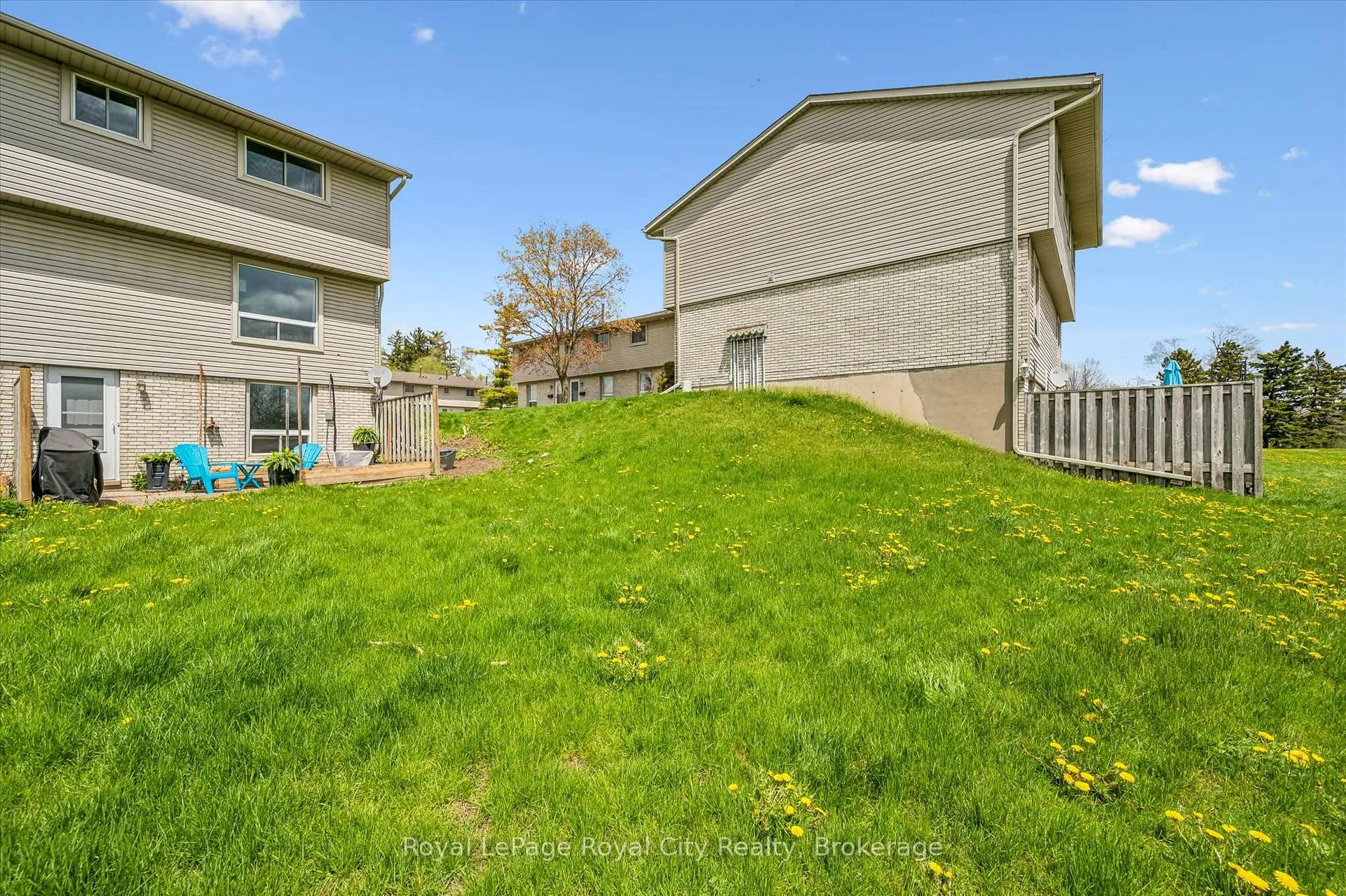 Photo 21 of Unit 42, 700 Paisley Road, Guelph, Willow West/Sugarbush/West Acres — HOMEH