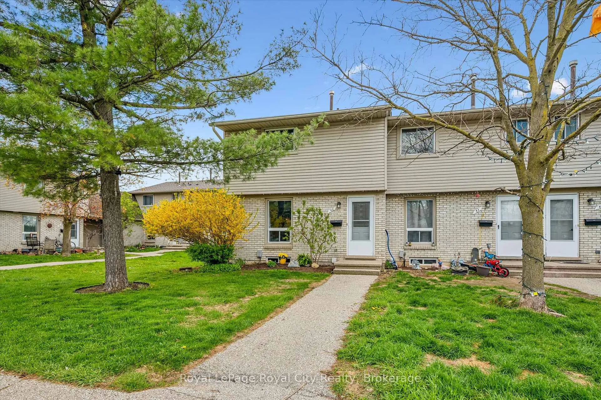 Photo 24 of Unit 42, 700 Paisley Road, Guelph, Willow West/Sugarbush/West Acres — HOMEH