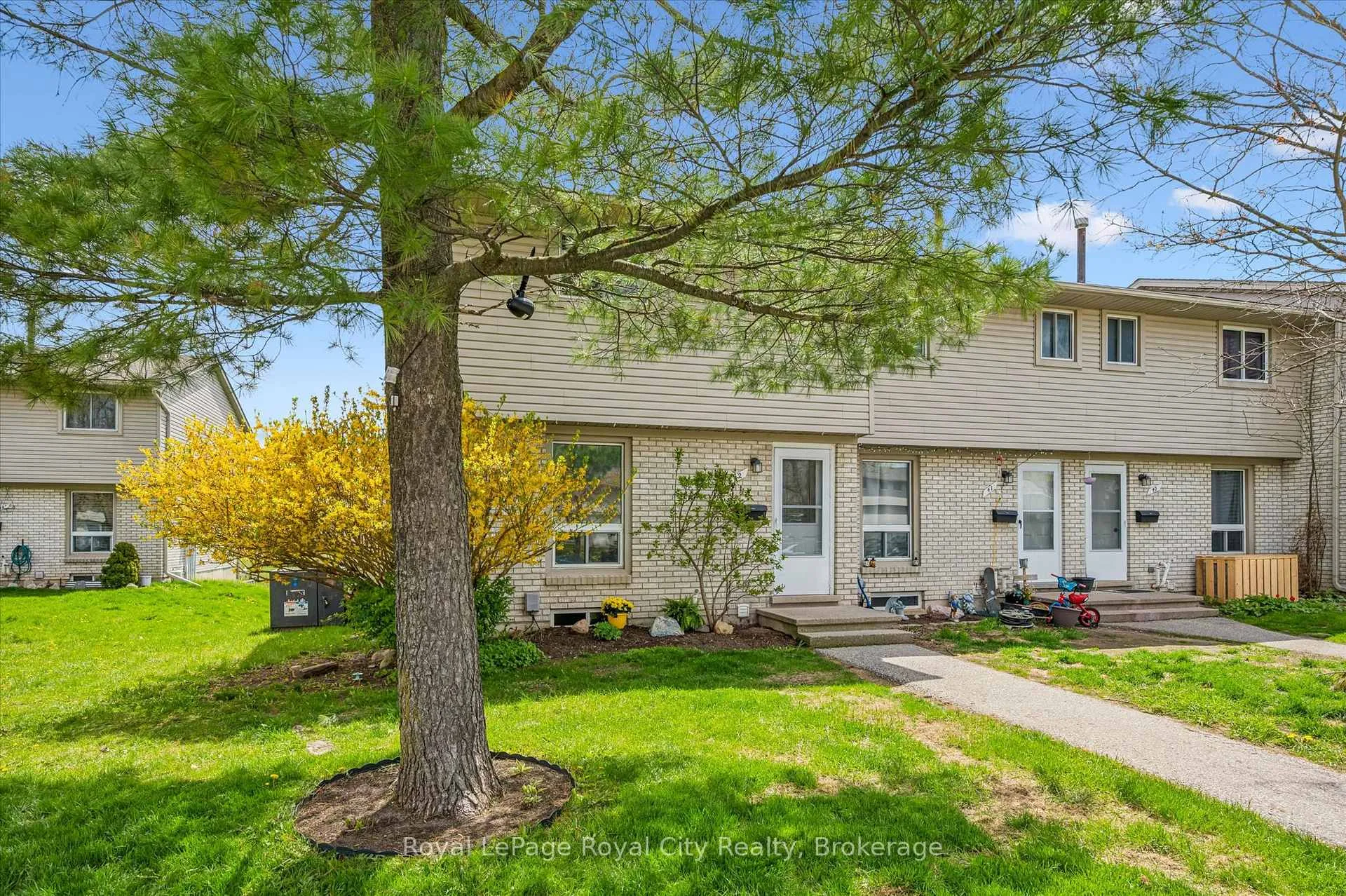 Photo 25 of Unit 42, 700 Paisley Road, Guelph, Willow West/Sugarbush/West Acres — HOMEH