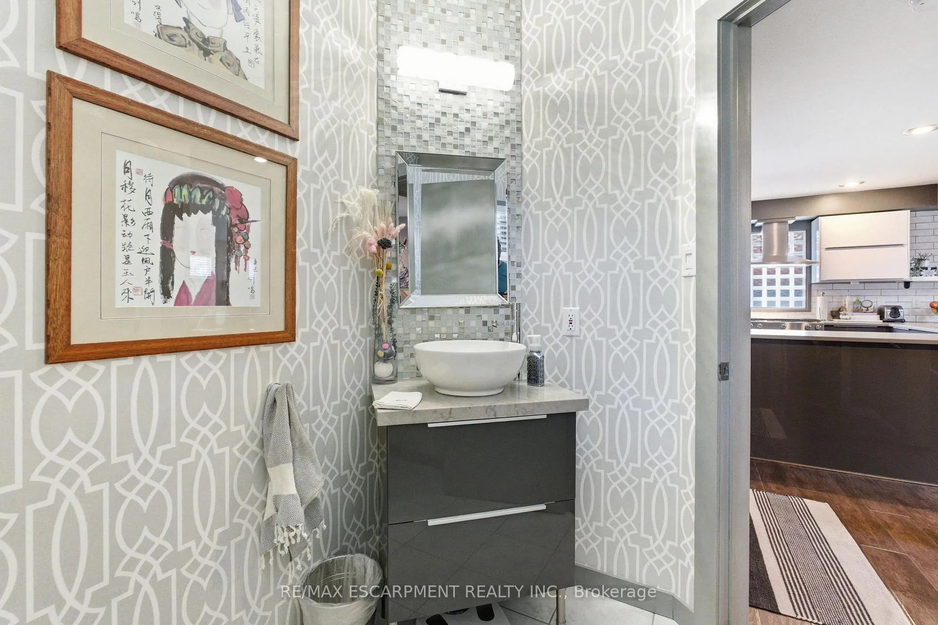 Photo 18 of 10 Rockhaven Lane, Hamilton, Waterdown — HOMEH