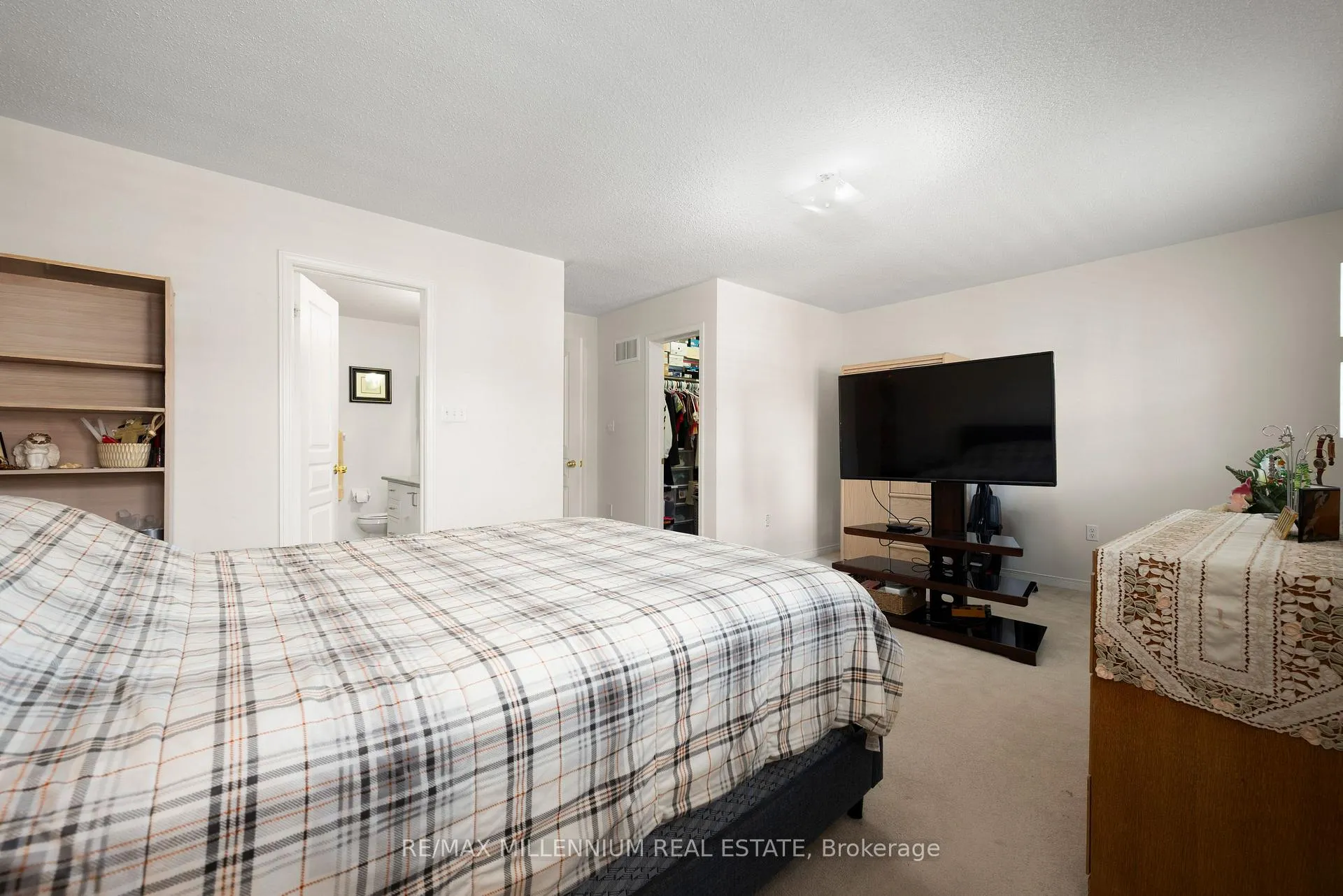 Photo 25 of 1211 Mccron Crescent, Newmarket, Stonehaven-Wyndham — HOMEH