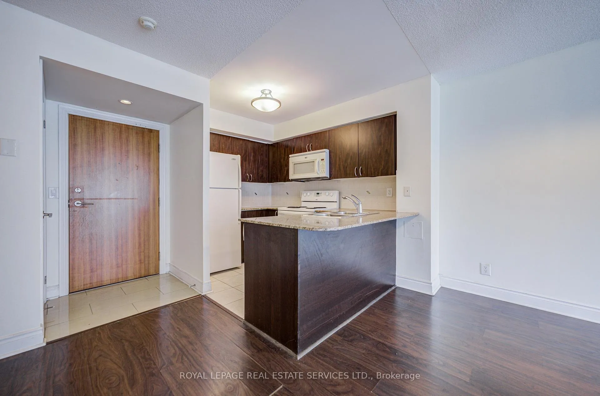 Photo 11 of Unit 809, 30 Clegg Road, Markham, Unionville — HOMEH