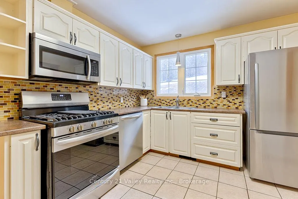 Photo 15 of 107 Augsburg Road, Bonnechere Valley, Eganville/Bonnechere Twp — HOMEH