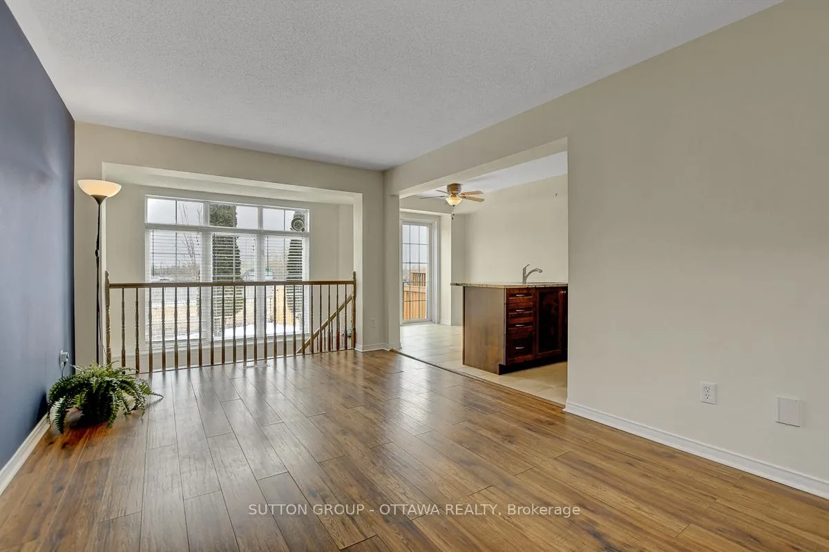 Photo 10 of 124 Cedardown Private, Ottawa, Barrhaven - Stonebridge — HOMEH