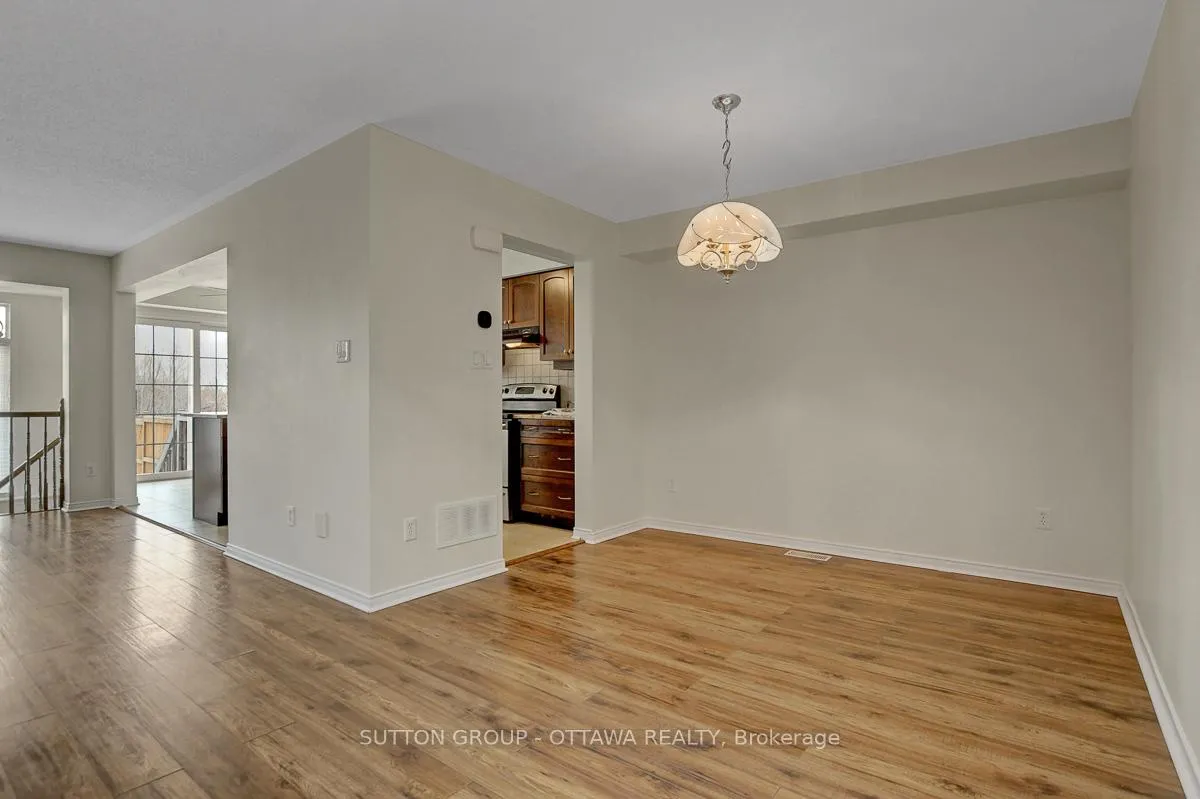 Photo 13 of 124 Cedardown Private, Ottawa, Barrhaven - Stonebridge — HOMEH
