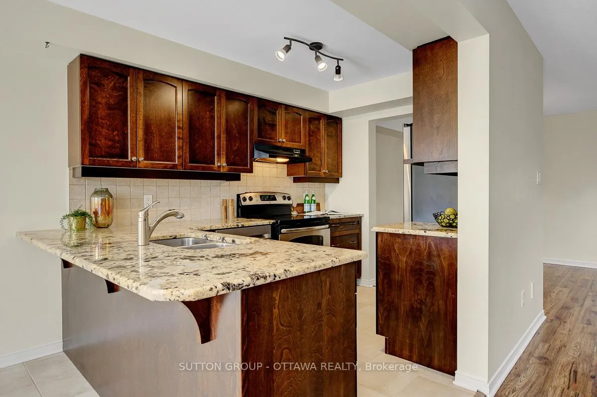 Photo 18 of 124 Cedardown Private, Ottawa, Barrhaven - Stonebridge — HOMEH