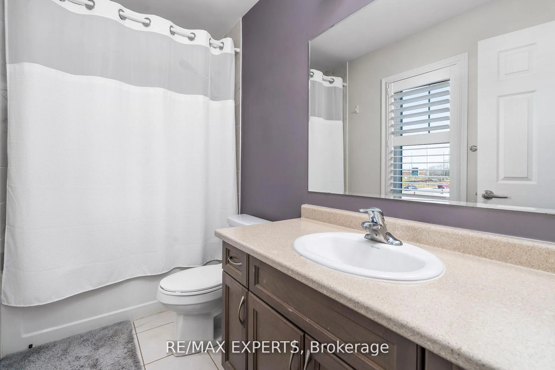Photo 25 of 56 Donlamont Circle, Brampton, Northwest Brampton — HOMEH
