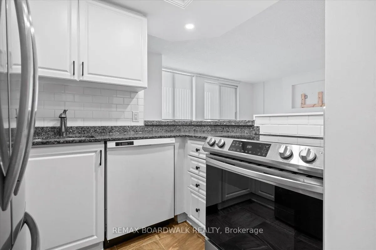 Photo 10 of Unit 308, 15 Murray Street, Ottawa, Lower Town/Byward Market — HOMEH
