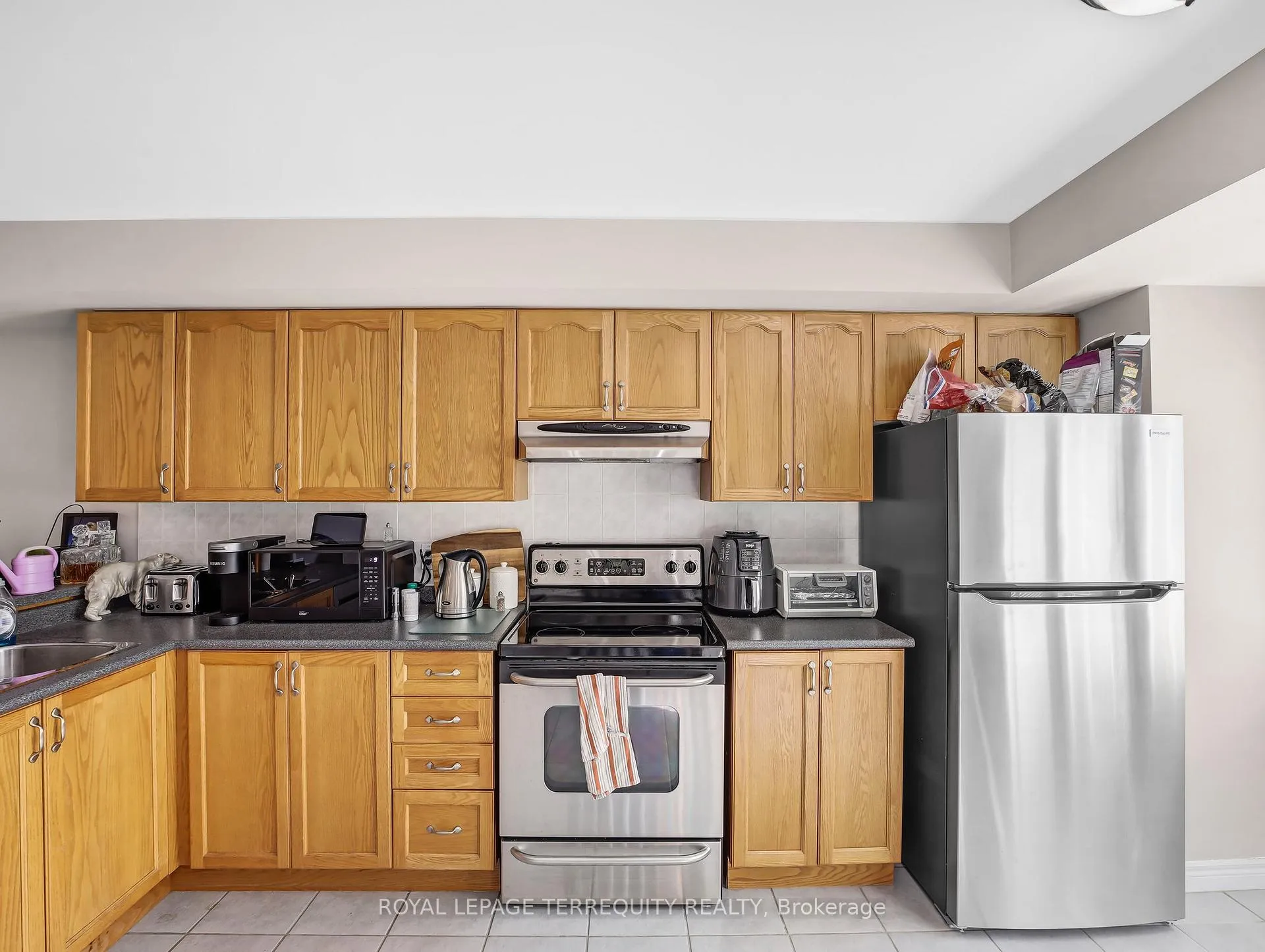 Photo 8 of Unit 51, 4045 Upper Middle Road, Burlington, Rose — HOMEH