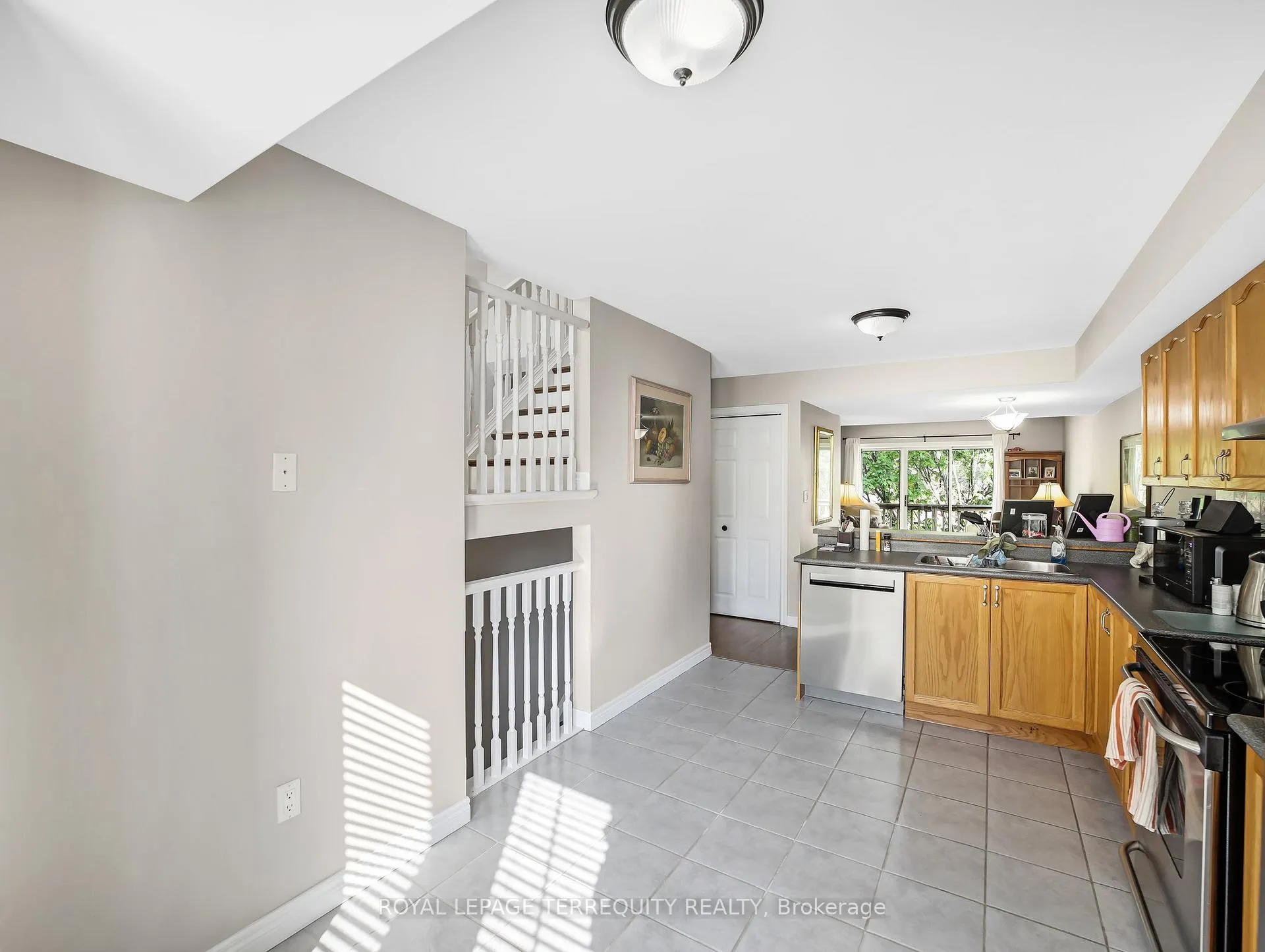 Photo 16 of Unit 51, 4045 Upper Middle Road, Burlington, Rose — HOMEH