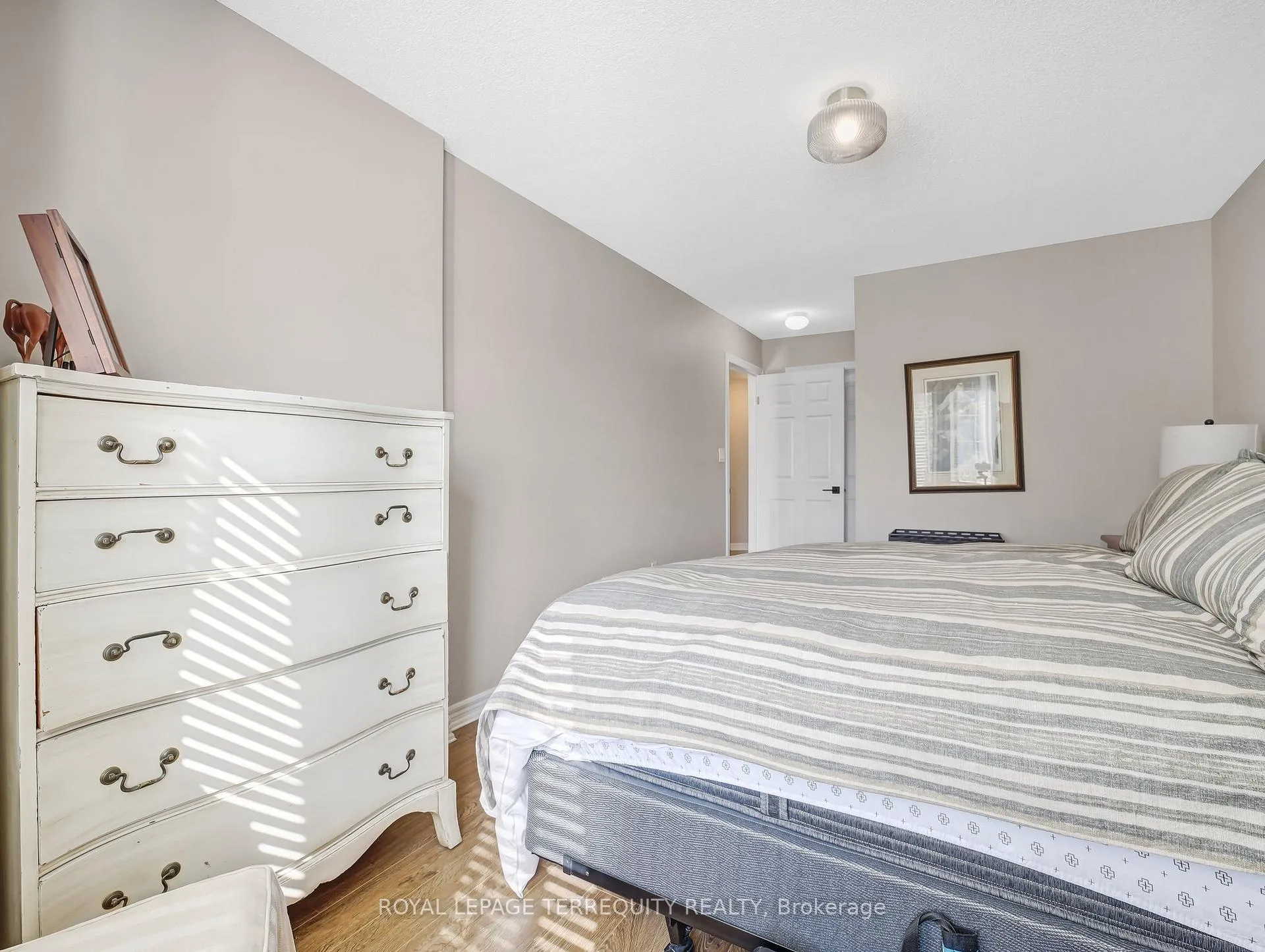 Photo 24 of Unit 51, 4045 Upper Middle Road, Burlington, Rose — HOMEH