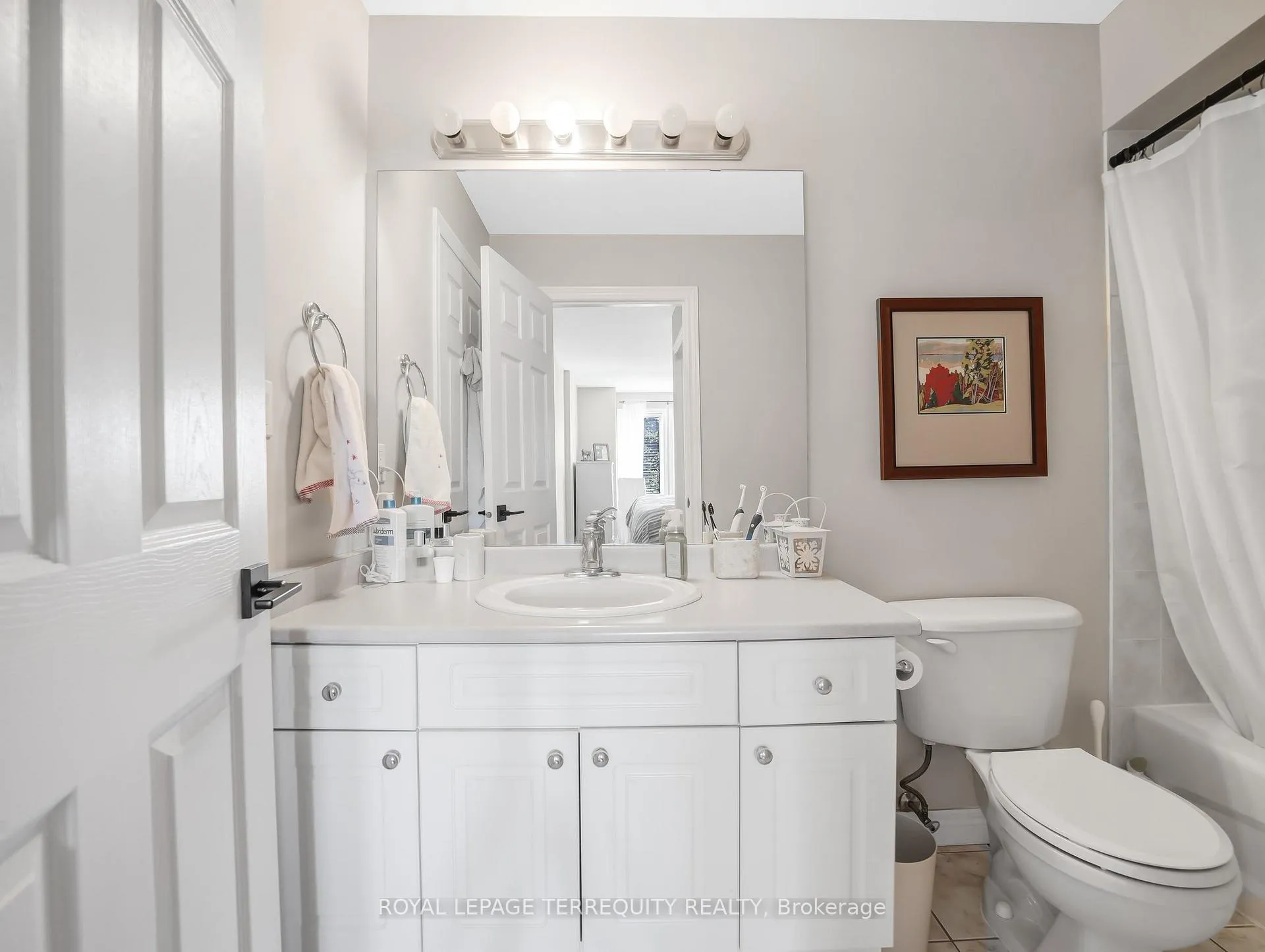 Photo 33 of Unit 51, 4045 Upper Middle Road, Burlington, Rose — HOMEH