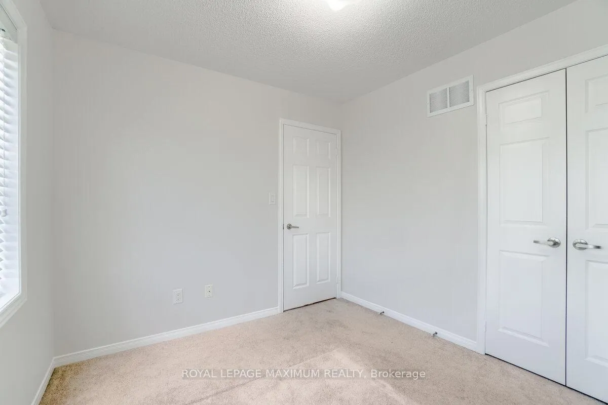 Photo 30 of 160 Gentile Circle, Vaughan, Elder Mills — HOMEH