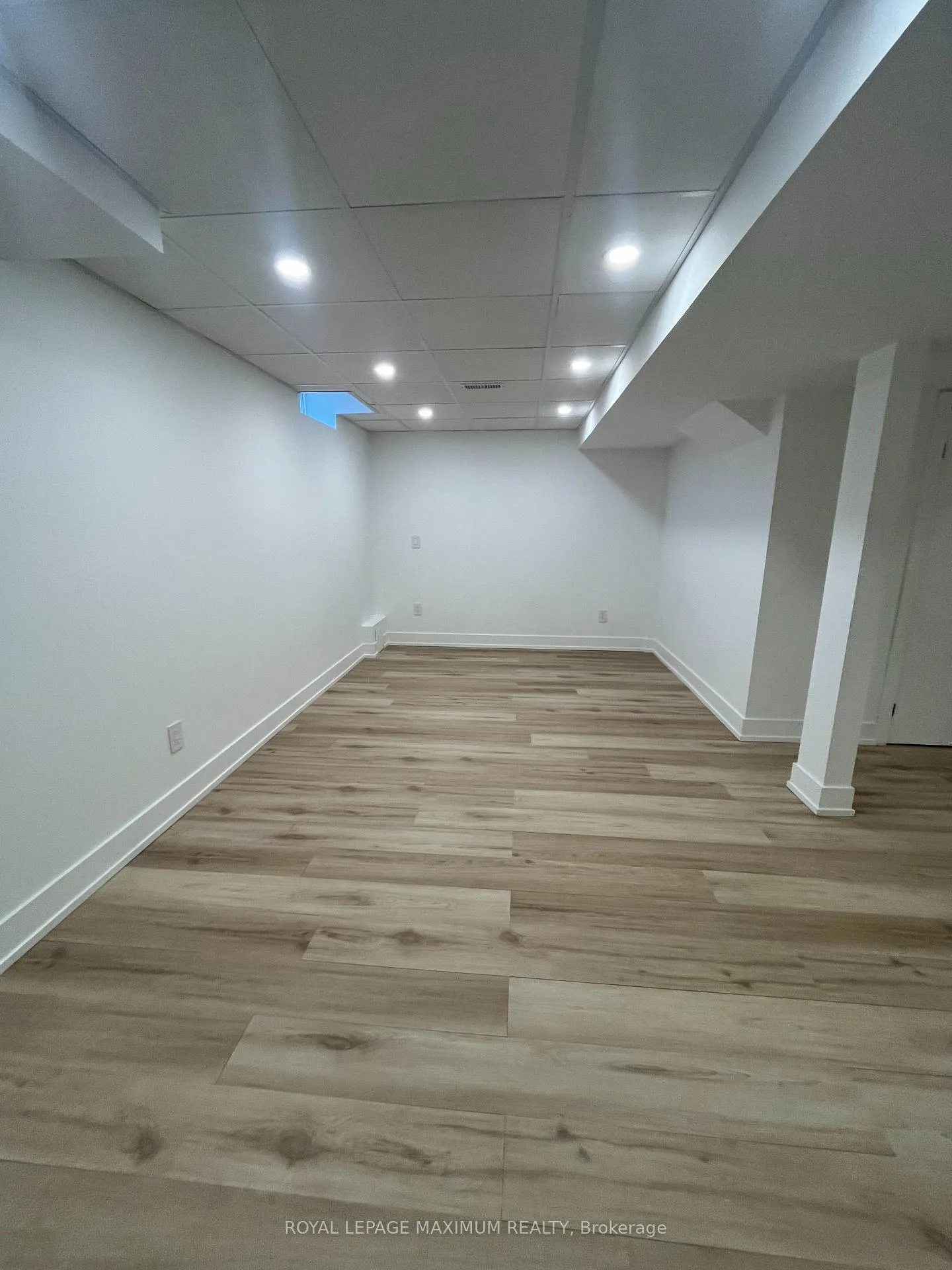 Photo 38 of 160 Gentile Circle, Vaughan, Elder Mills — HOMEH
