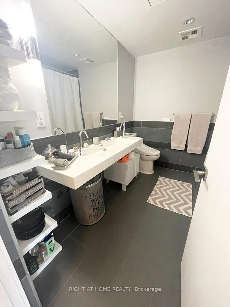 Photo 12 of Unit 3601, 70 Distillery Lane, Toronto, Waterfront Communities — HOMEH