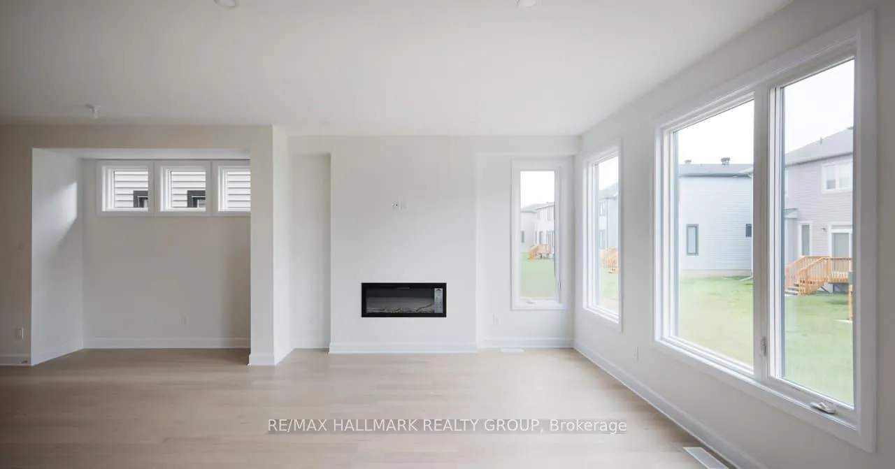 Photo 12 of 893 Persimmon Way, Ottawa, Chapel Hill South - Orleans Village — HOMEH