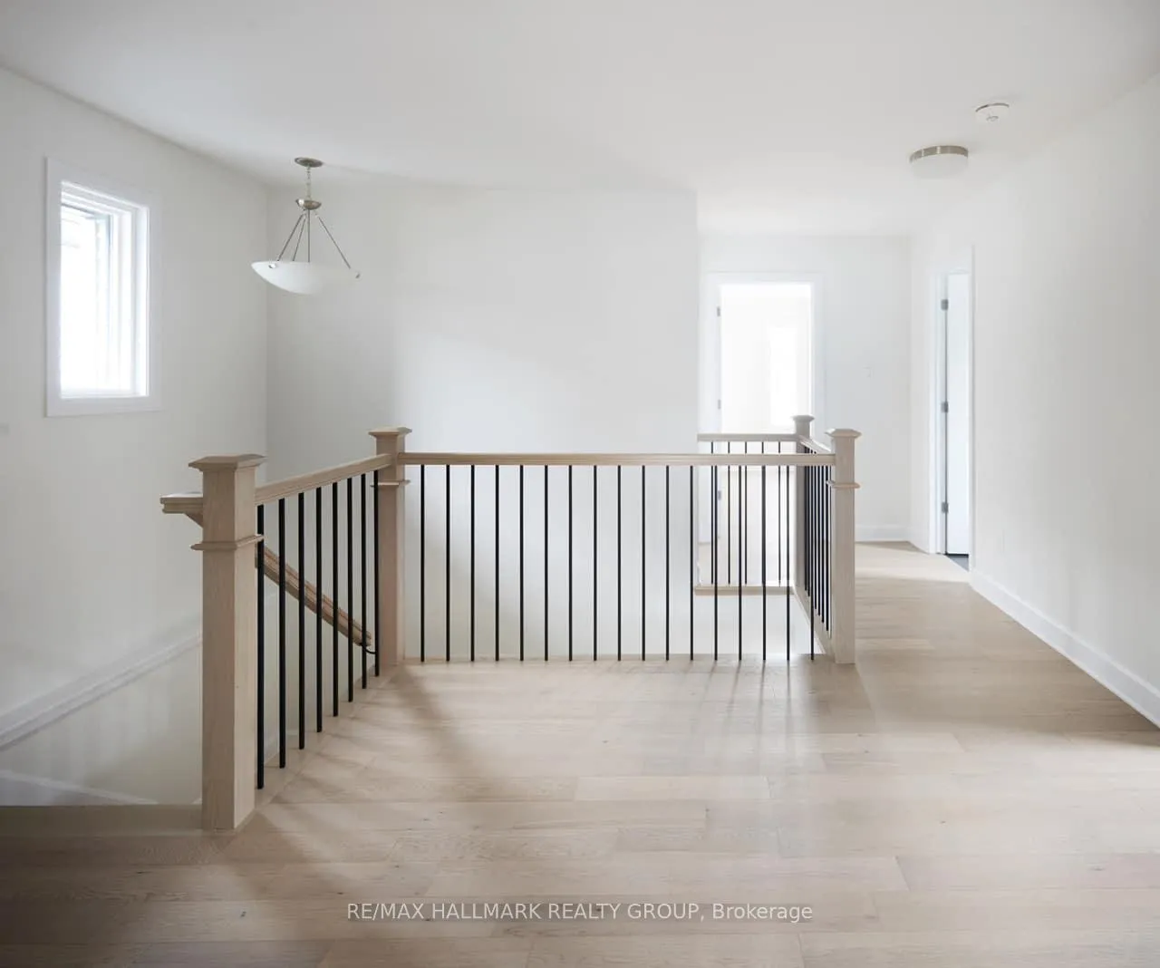 Photo 18 of 893 Persimmon Way, Ottawa, Chapel Hill South - Orleans Village — HOMEH