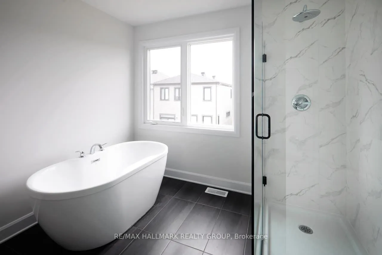 Photo 21 of 893 Persimmon Way, Ottawa, Chapel Hill South - Orleans Village — HOMEH