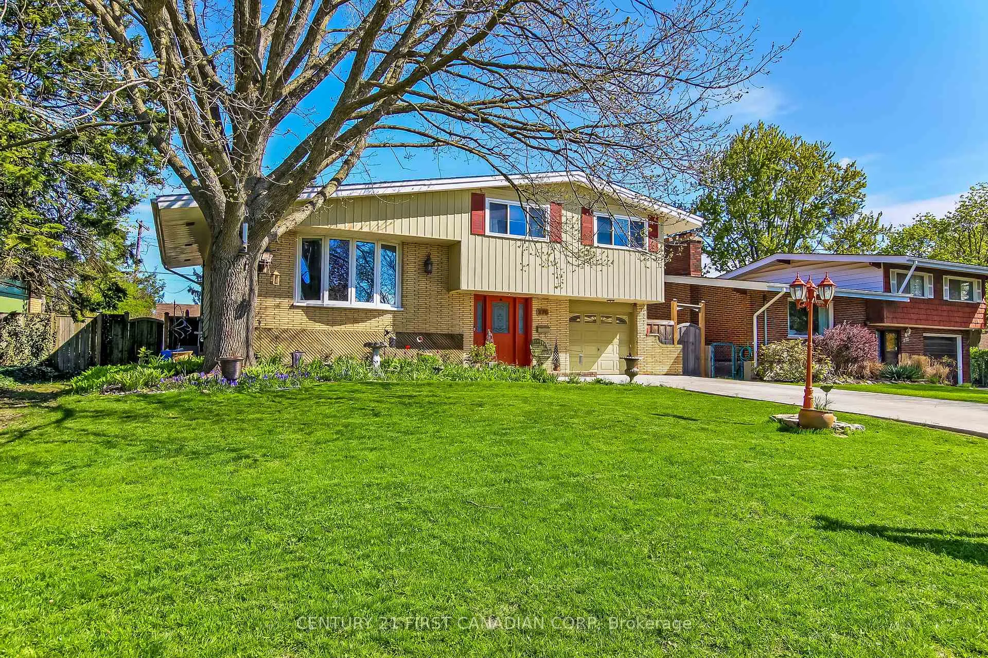 Front of 276 Southcrest Drive