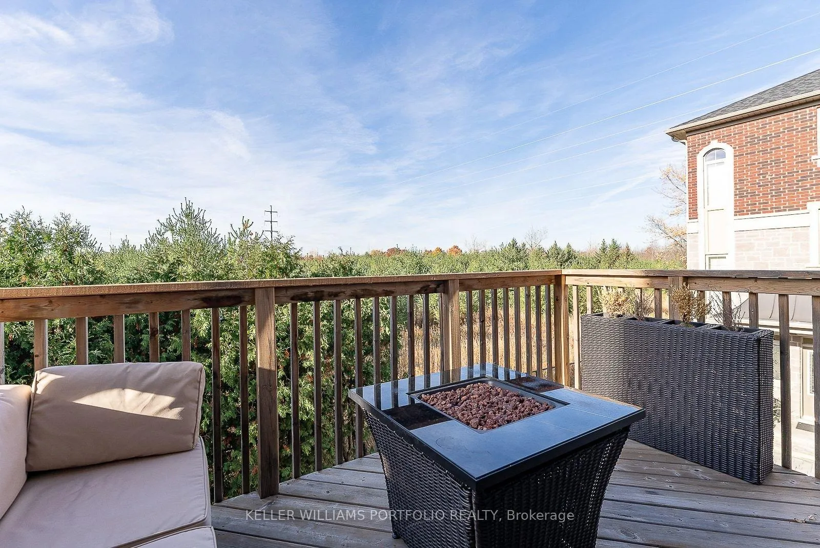 Photo 15 of 2016 Deerview Common, Oakville, Bronte Creek — HOMEH