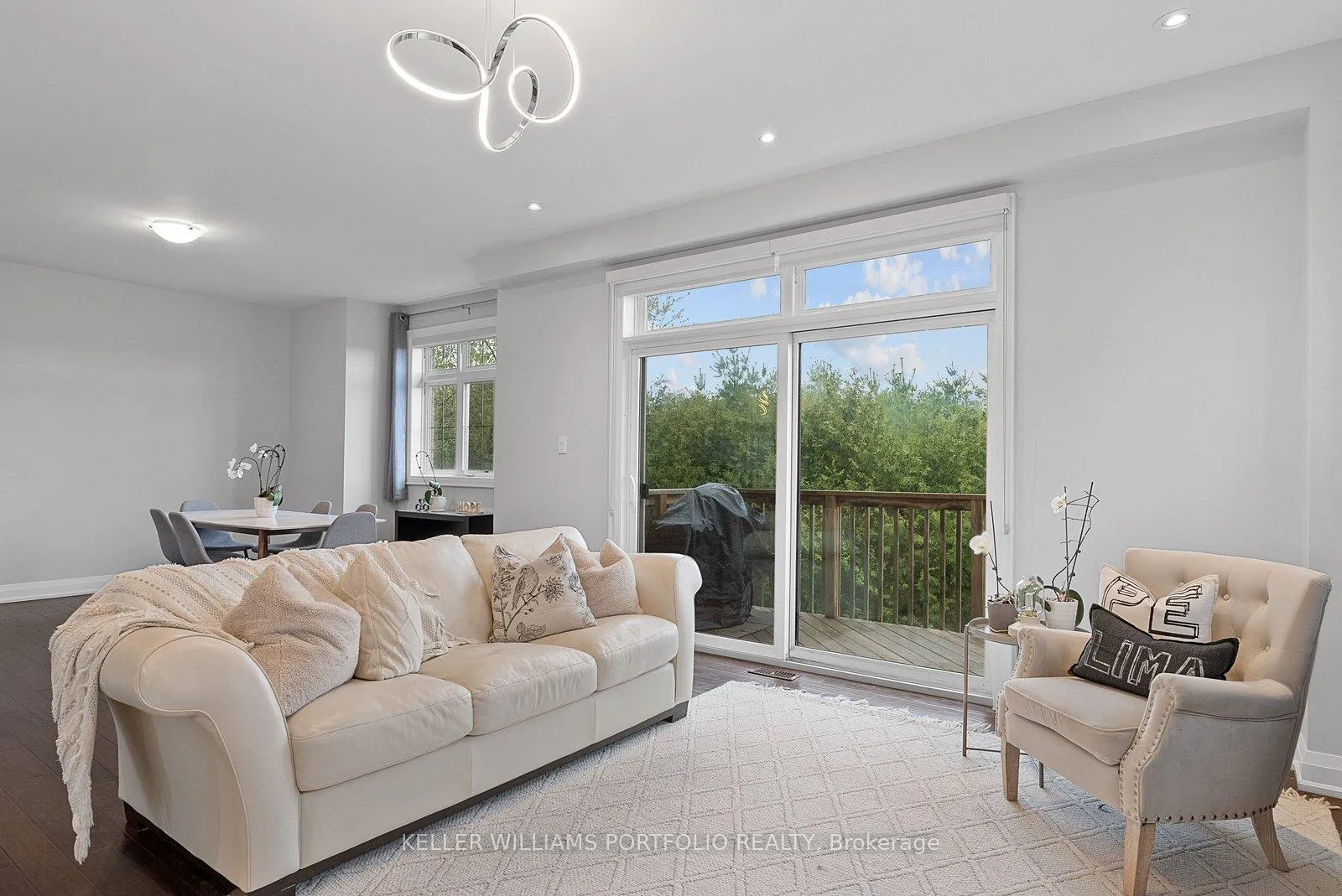 Photo 33 of 2016 Deerview Common, Oakville, Bronte Creek — HOMEH
